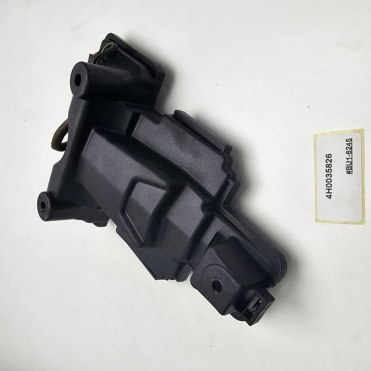 2011-2018 Audi A8 Pkg Tray Speaker 4H0035826