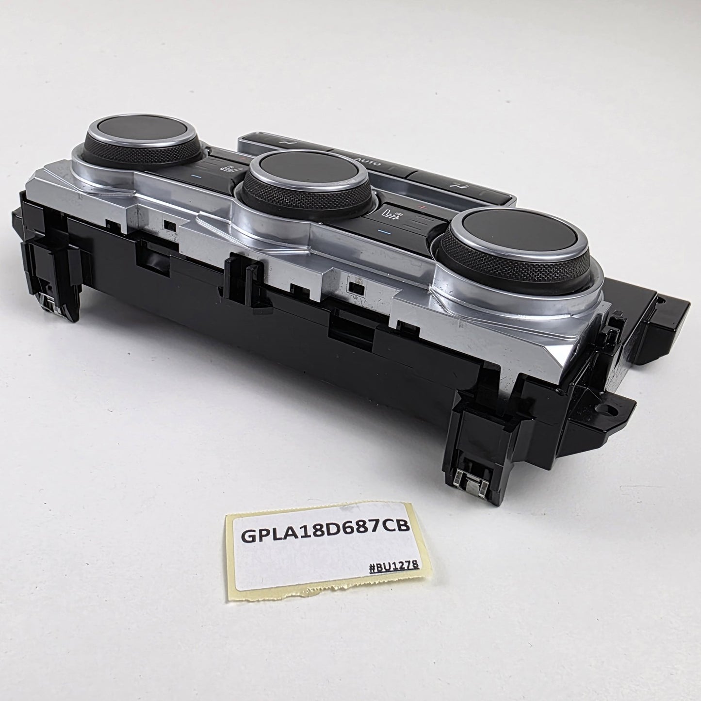 2013-2021 Land Rover Range Rover L405 Rear Climate Control Panel GPLA18D687CB