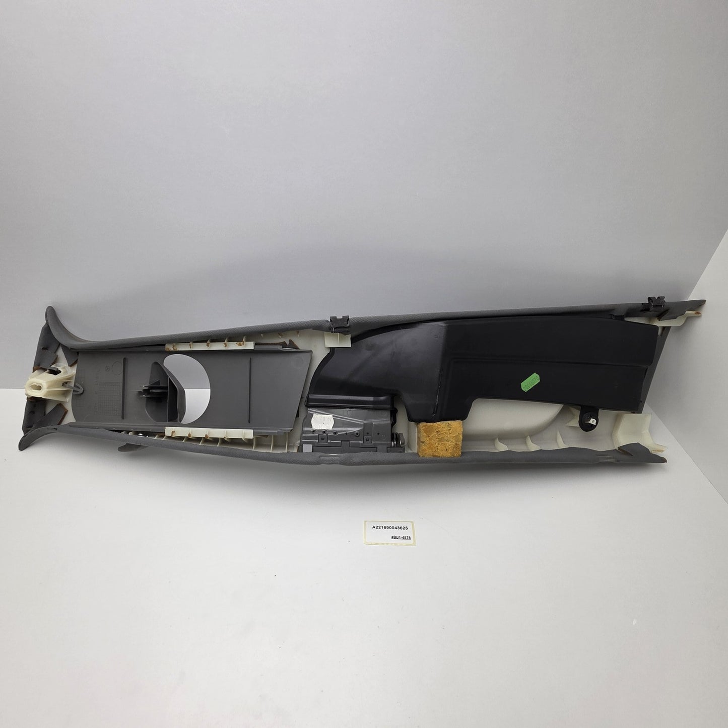 2005-2013 Mercedes-Benz S-Class Right Side B Pillar Seatbelt Trim A221690043625