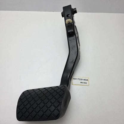 2009-2017 Audi A6 L Brake Pedal 4H1723140A
