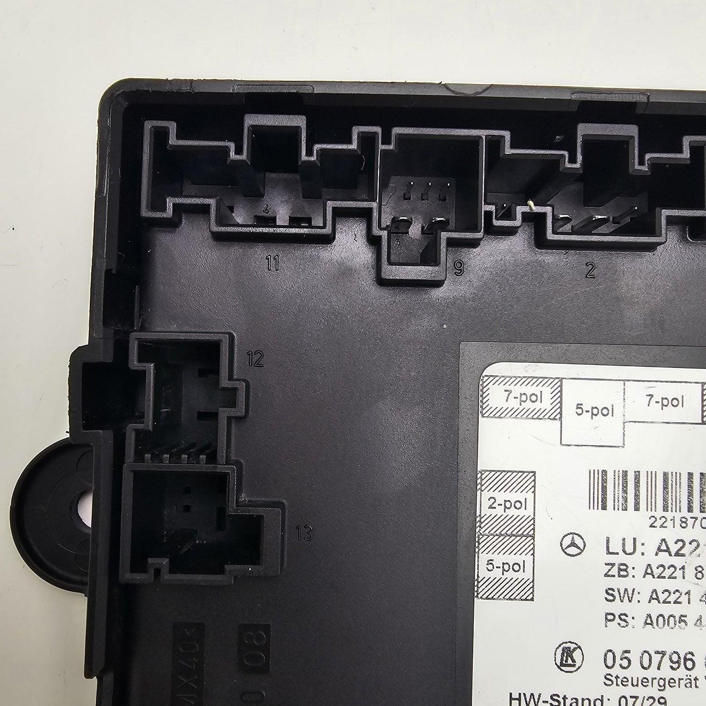 2007-2013 Mercedes-Benz S Front Right Door Control Module A2218704795