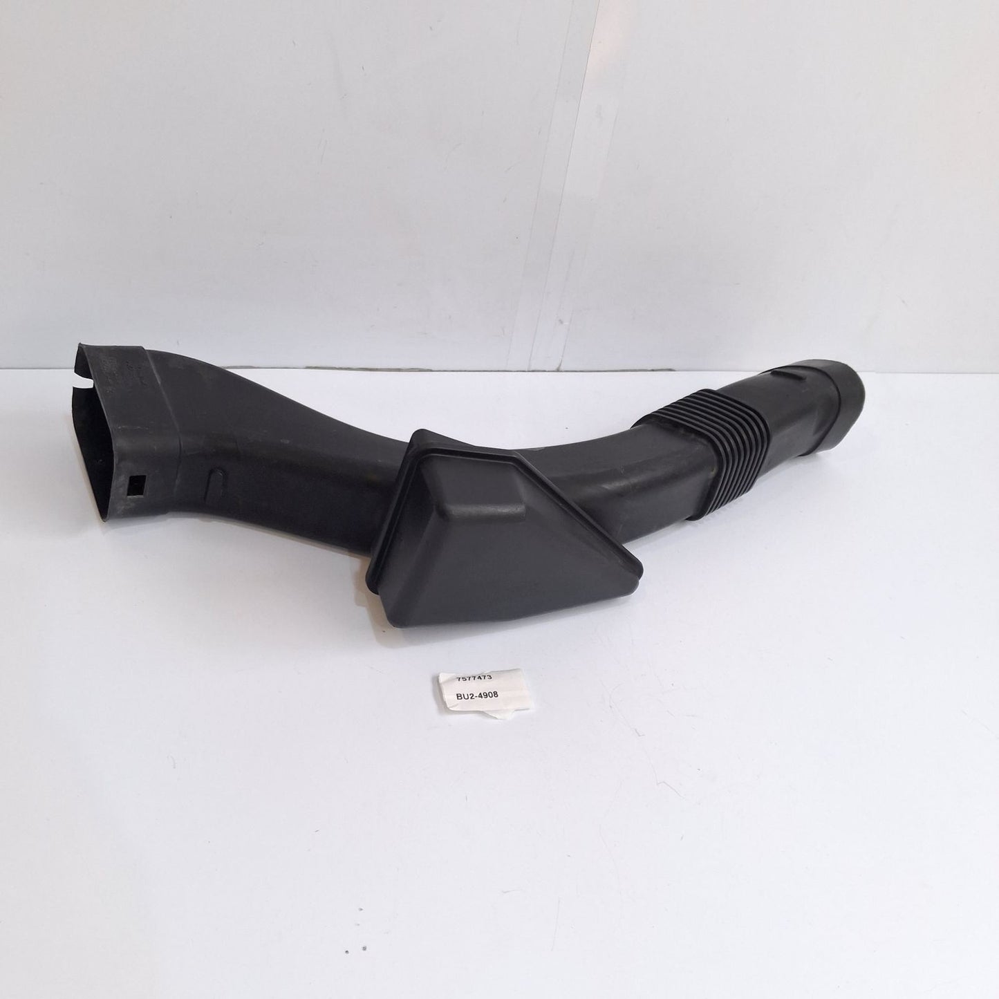 2009-2018 BMW 550i Air Intake Duct 7577473