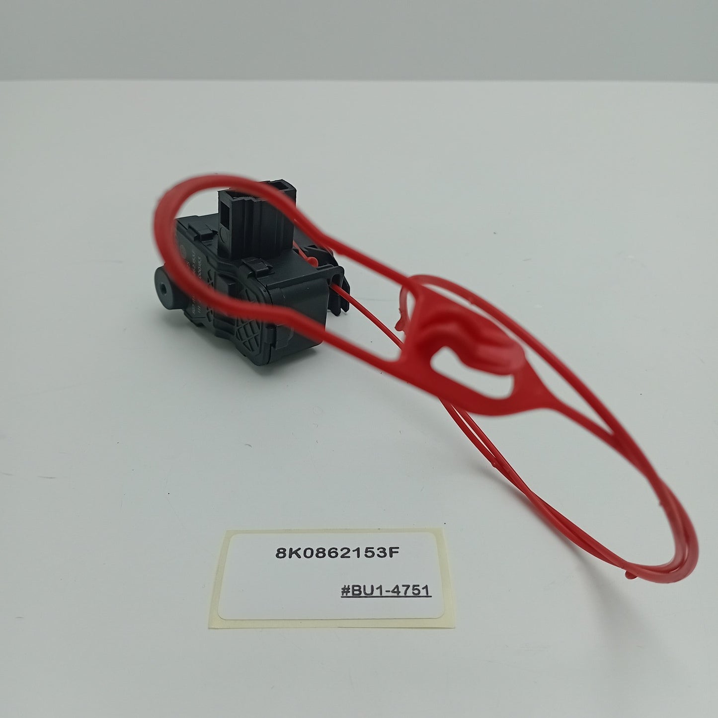 2008-2017 Audi S5 Fuel Door Lock Actuator 8K0862153F