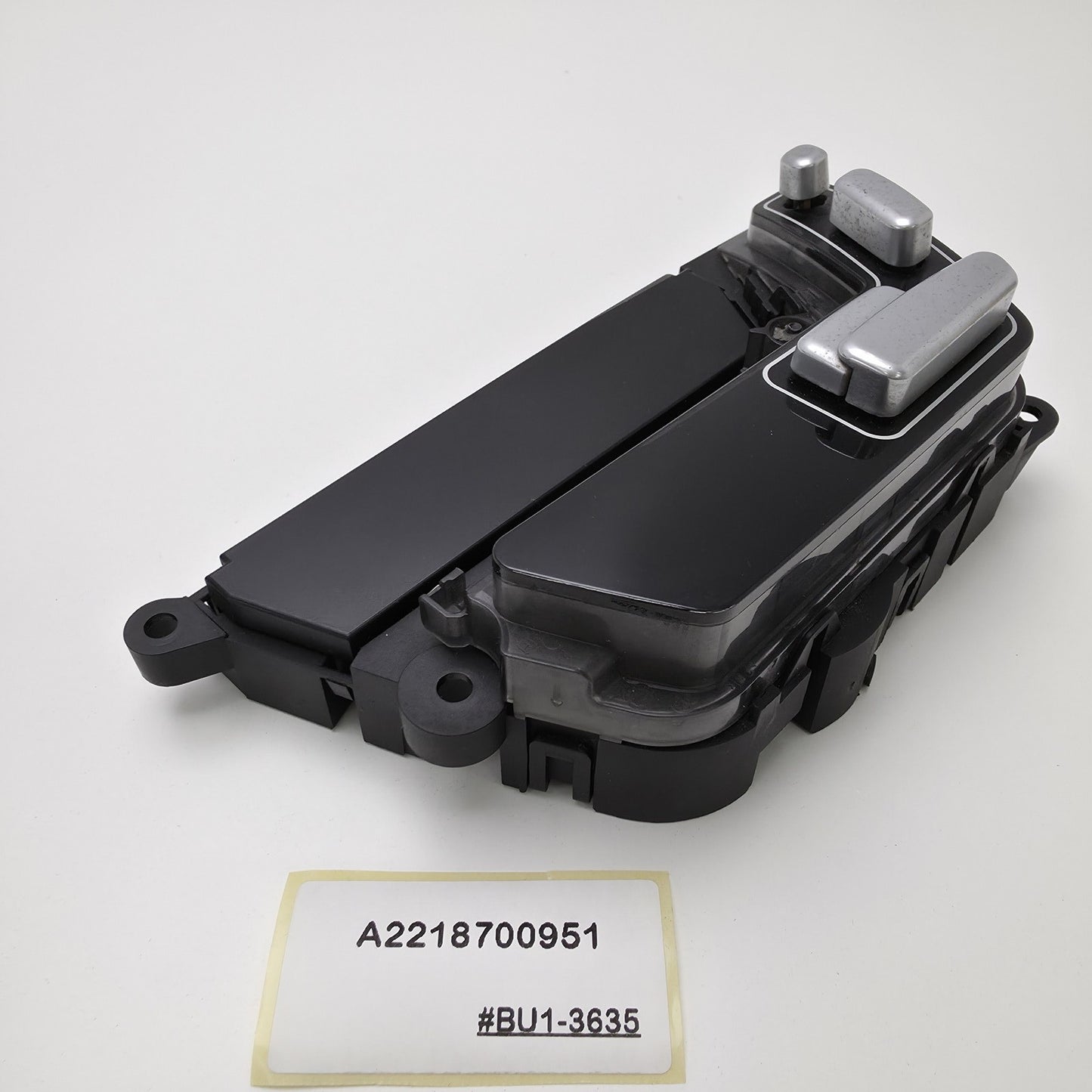 2006-2019 Mercedes-Benz S-Class RIGHT ELECTRIC SEAT ADJUSTER SWITCH A2218700951