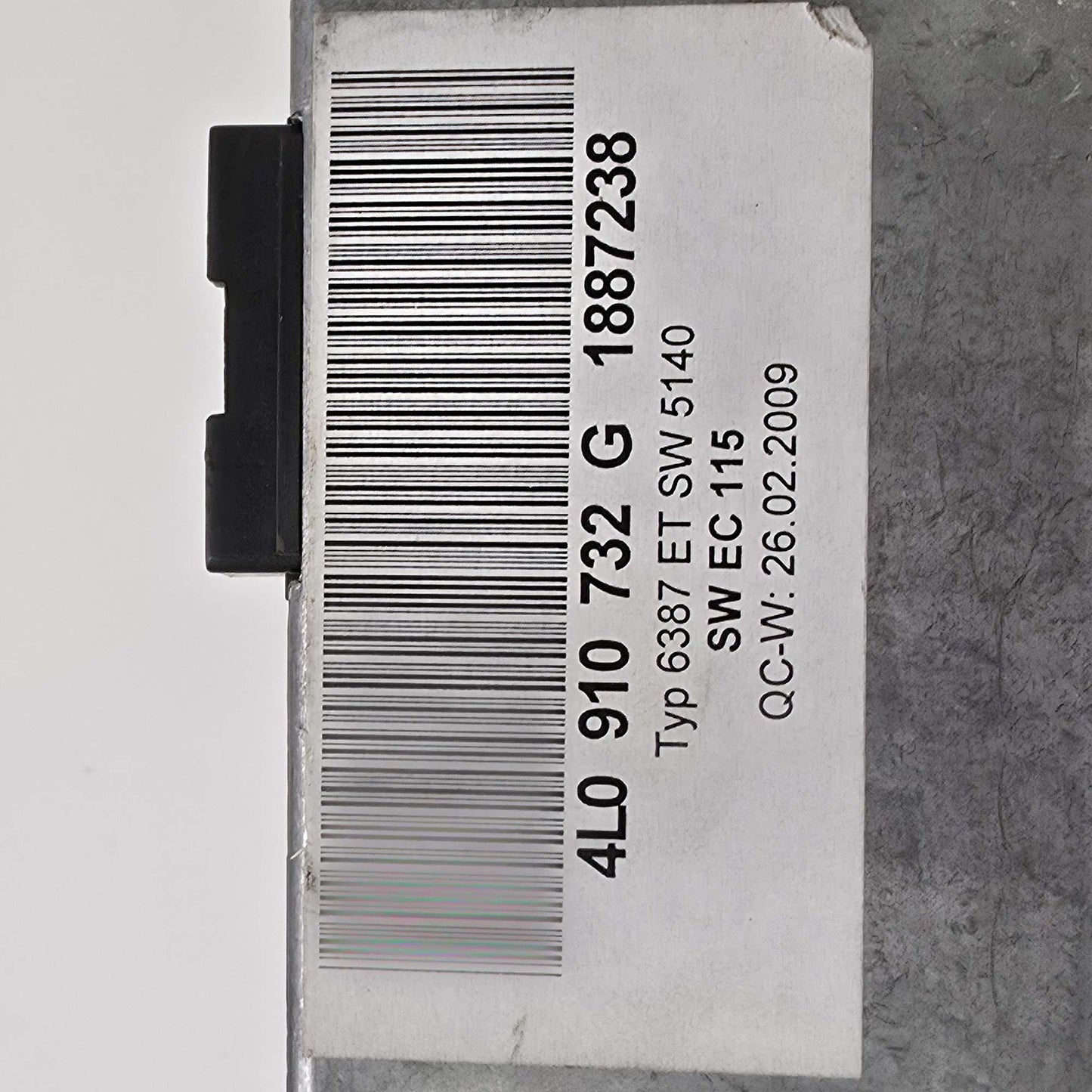 2006-2015 Audi Q7 MMI Control Unit 4L0910732G