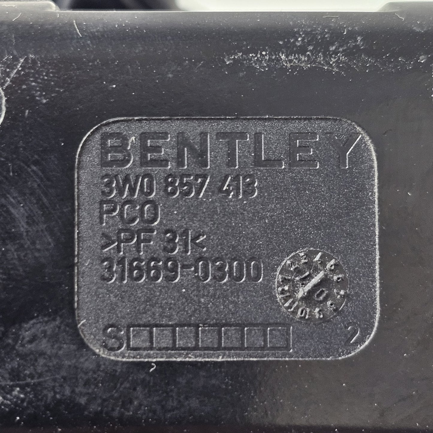 2003-2012 Bentley Flying Spur Center Console Ashtray Insert 3W0857413