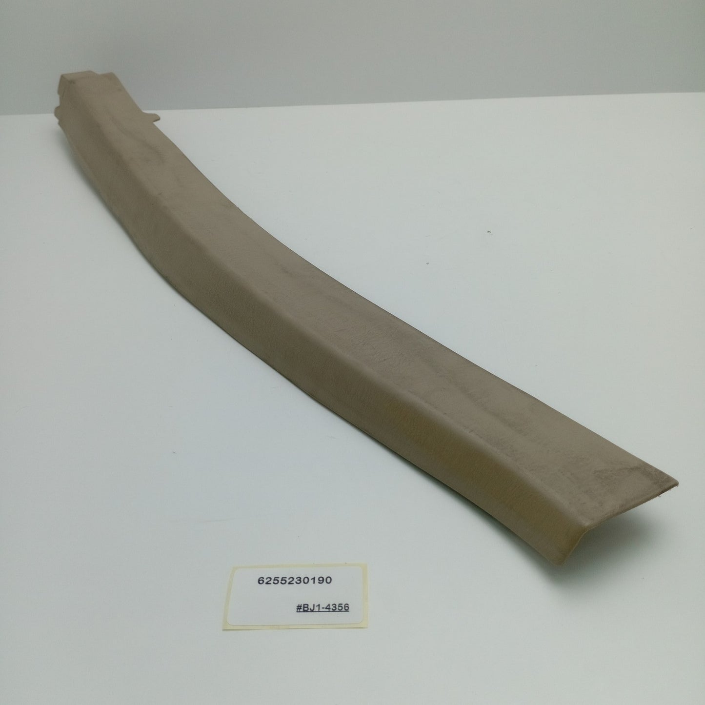 1998-2005 Lexus GS400 Interior Quarter Panel Trim Left Rear 6255230190