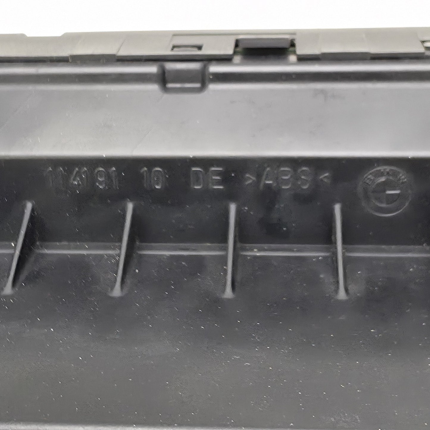 2001-2010 BMW 5 Series E60 E61 Climate Control Panel 6411697843501