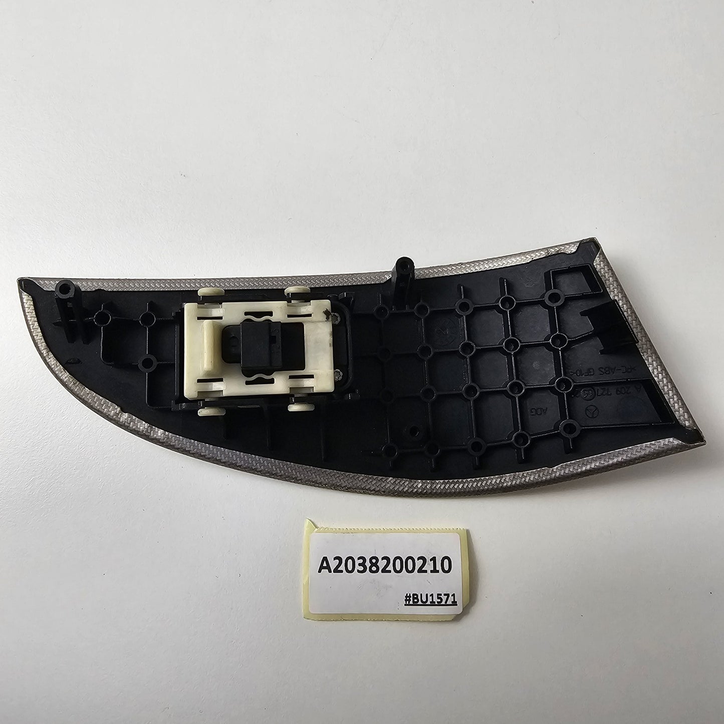 2001-2009 Mercedes C Class W203 WINDOW CONTROL SWITCH A2038200210