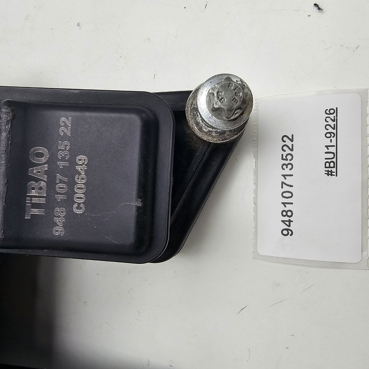 2010-2016 Porsche Cayenne Oil Separator 94810713522