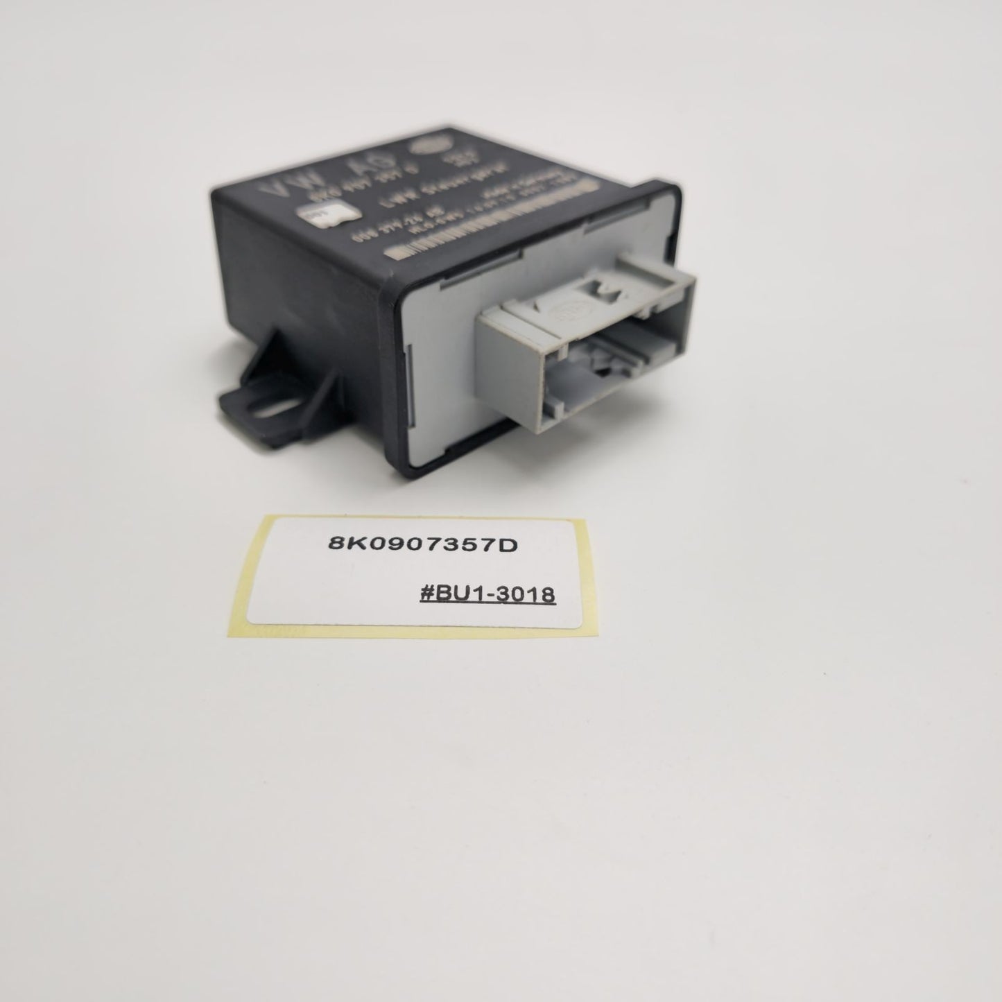 2009-2014 Audi A4 Headlight Control Module 8K0907357D