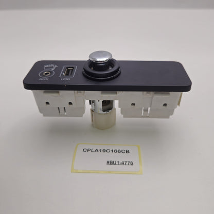 2014 Land Rover Range Rover Centre Console USB AUX Socket Panel CPLA19C166CB