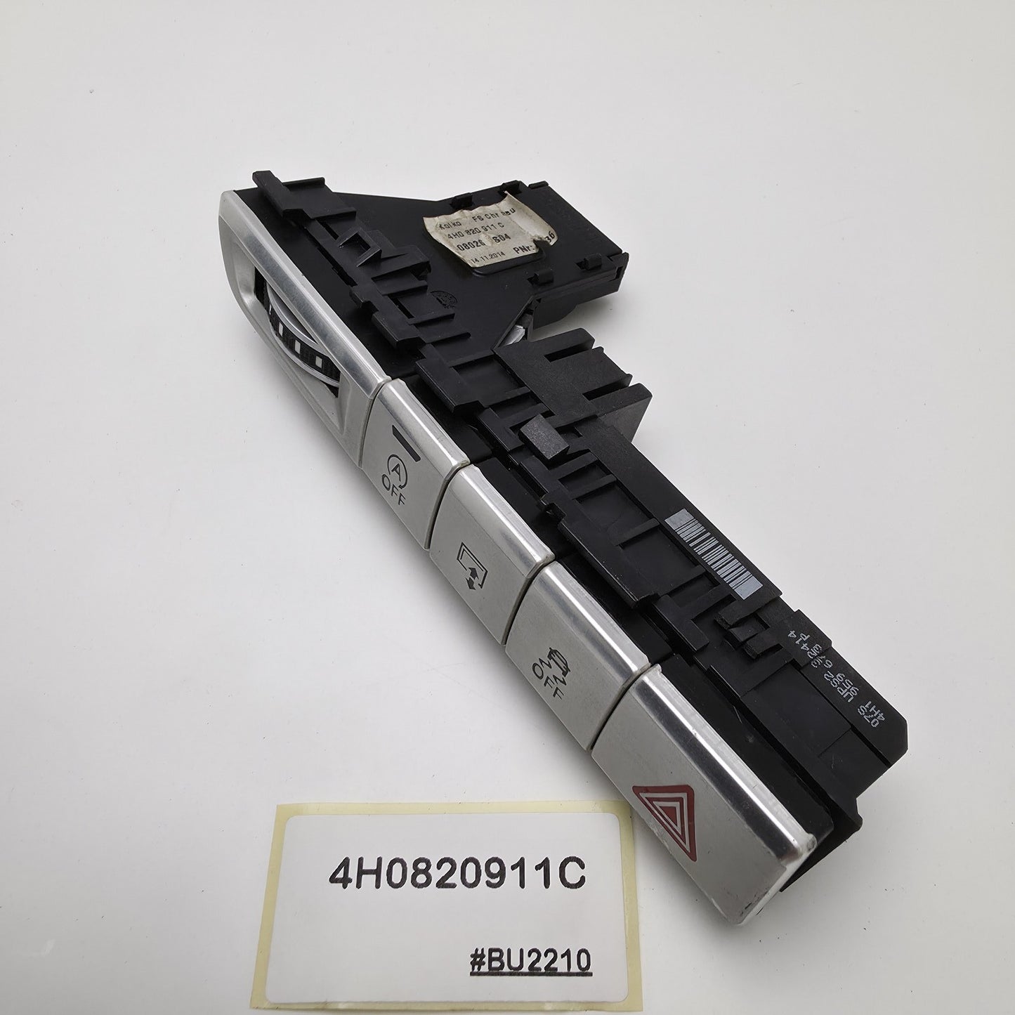 2011-2018 Audi A8 Dashboard Air Vent Adapter 4H0820911C