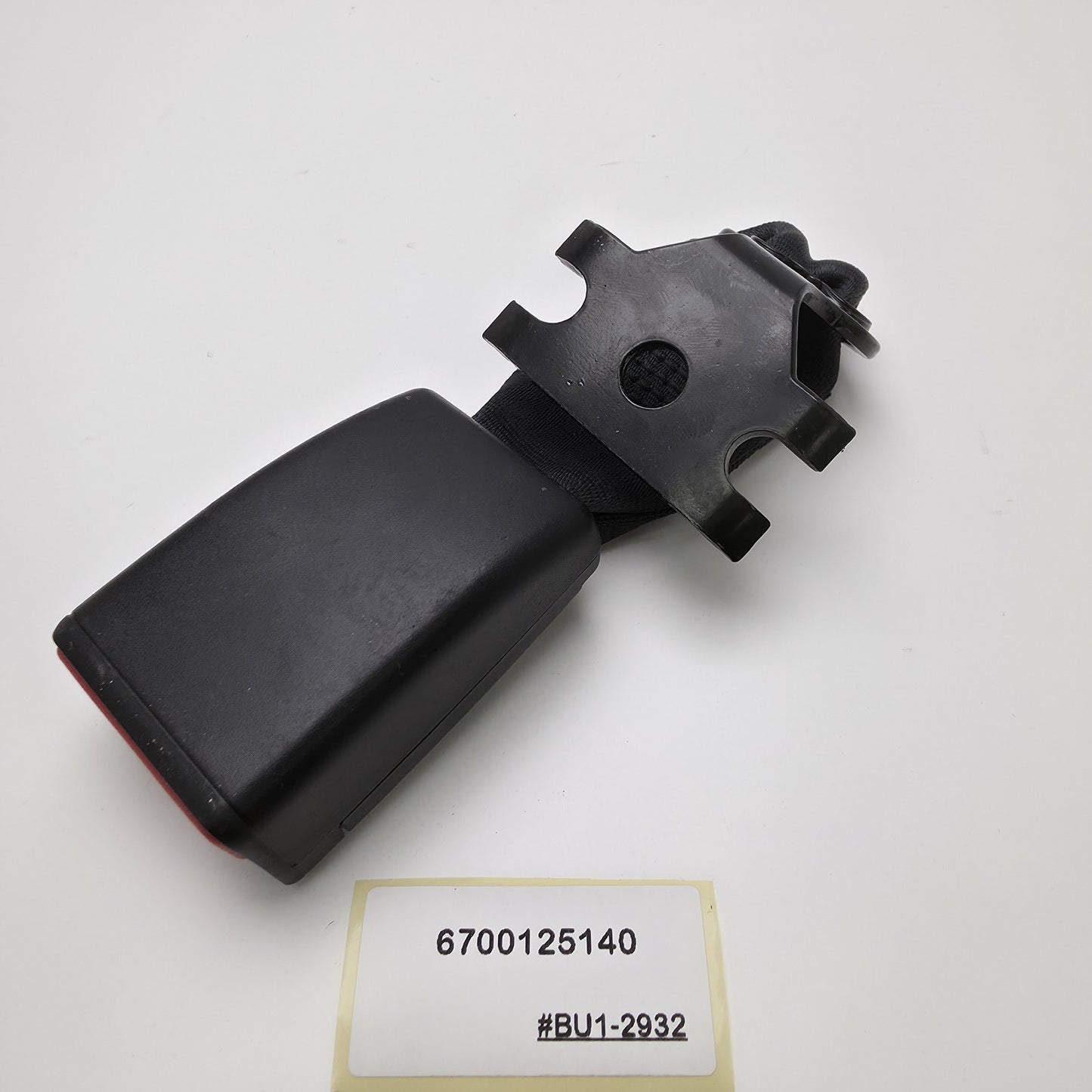 2014-2019 Maserati Ghibli Rear Middle Center Seat Belt Buckle 6700125140