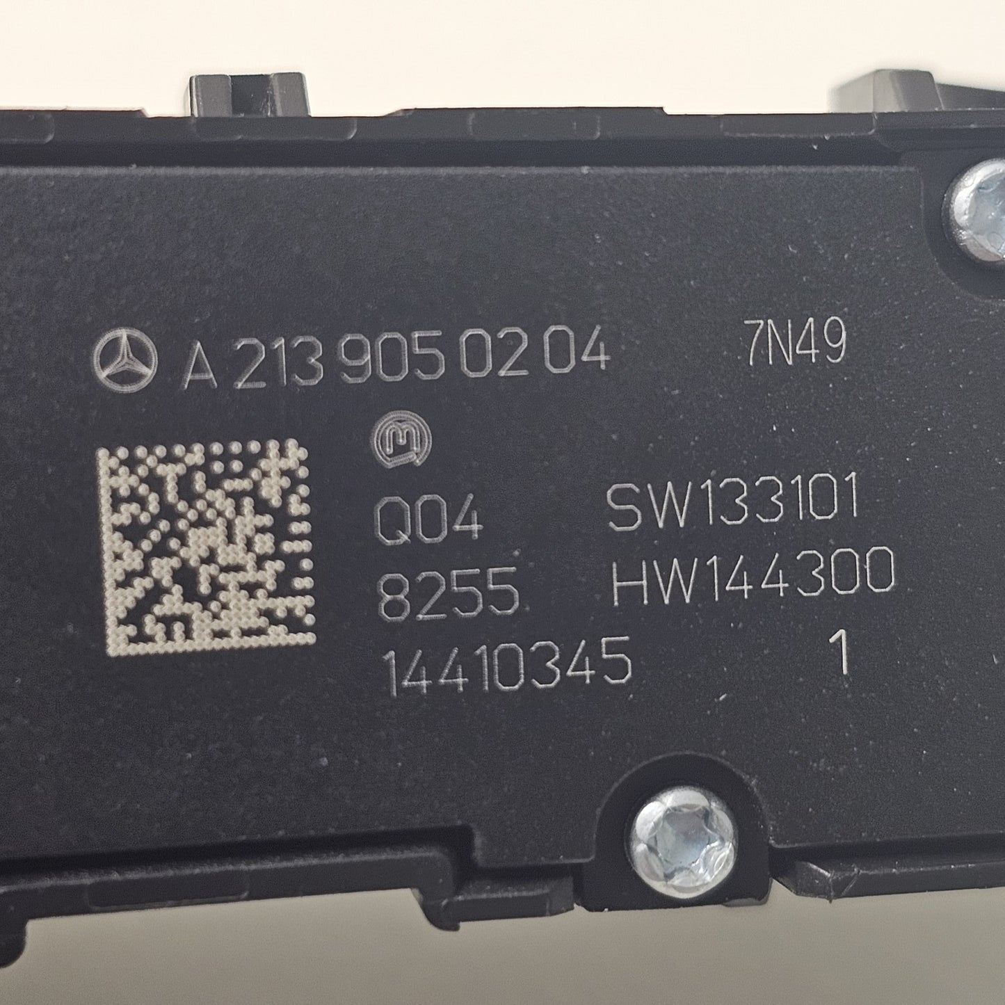 2016-2023 Mercedes-Benz E-Class W213 Front Left Seat Heating Switch A2139050204
