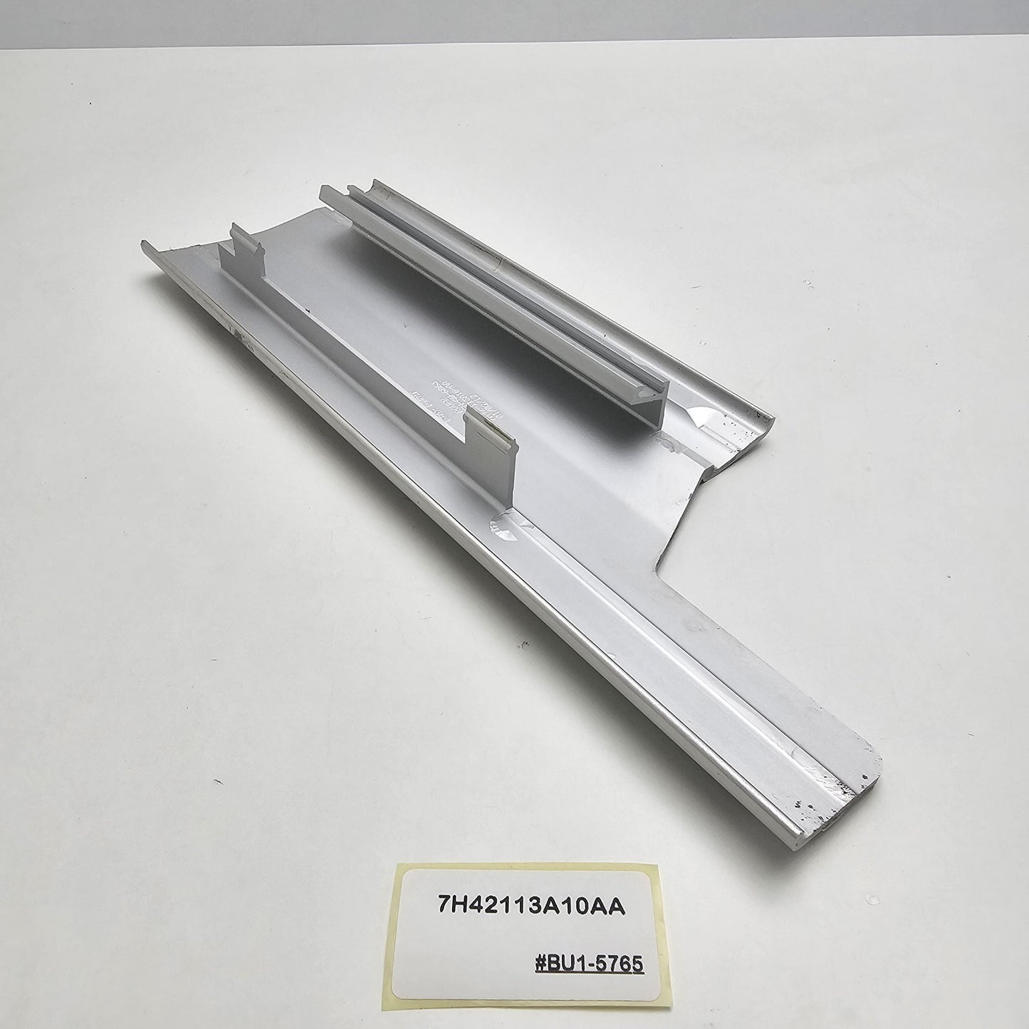 2007-2012 Land Rover Range Rover Rear Left Side Scuff Sill Plate 7H42113A10AA