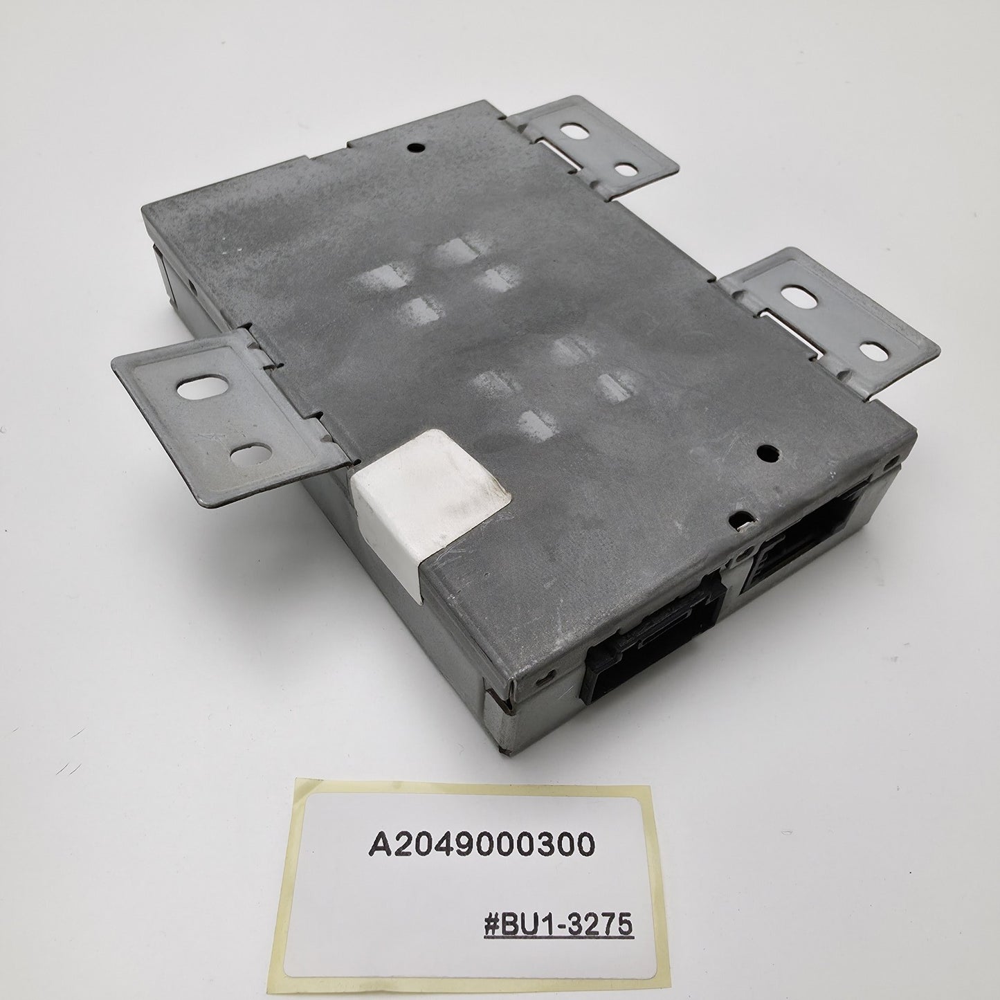 2007-2013 Mercedes-Benz S550 Multimedia Interface Control Module A2049000300