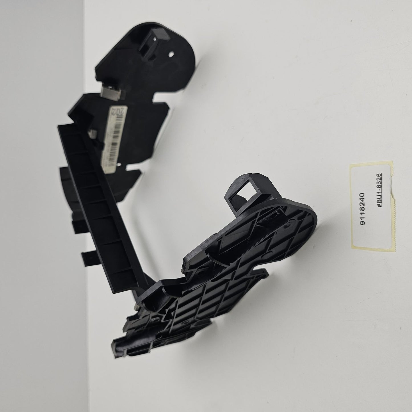 2011 BMW 5 Rear Climate Control Bracket 9118240