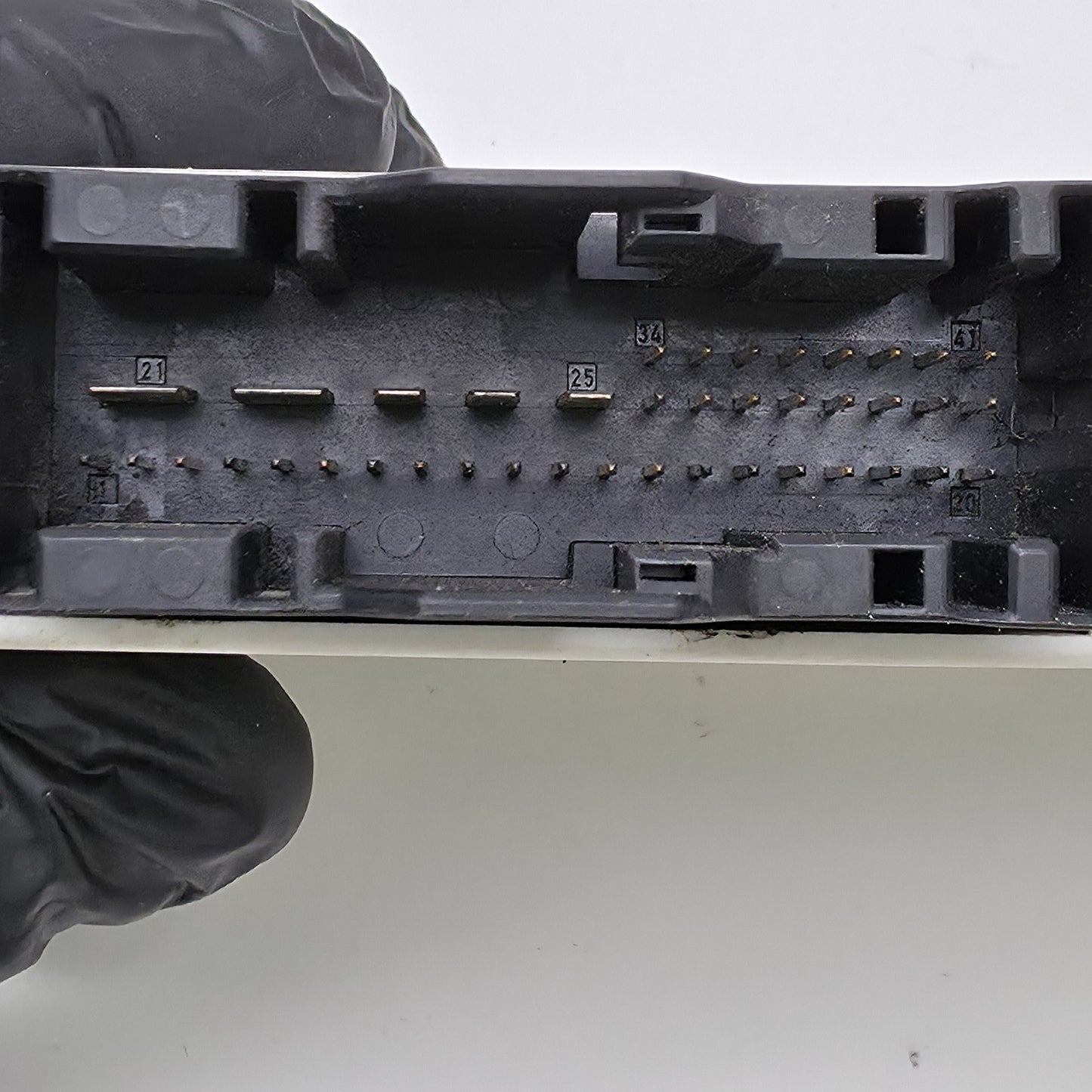 2005-2011 BMW E61 CAS Control Module 6981416