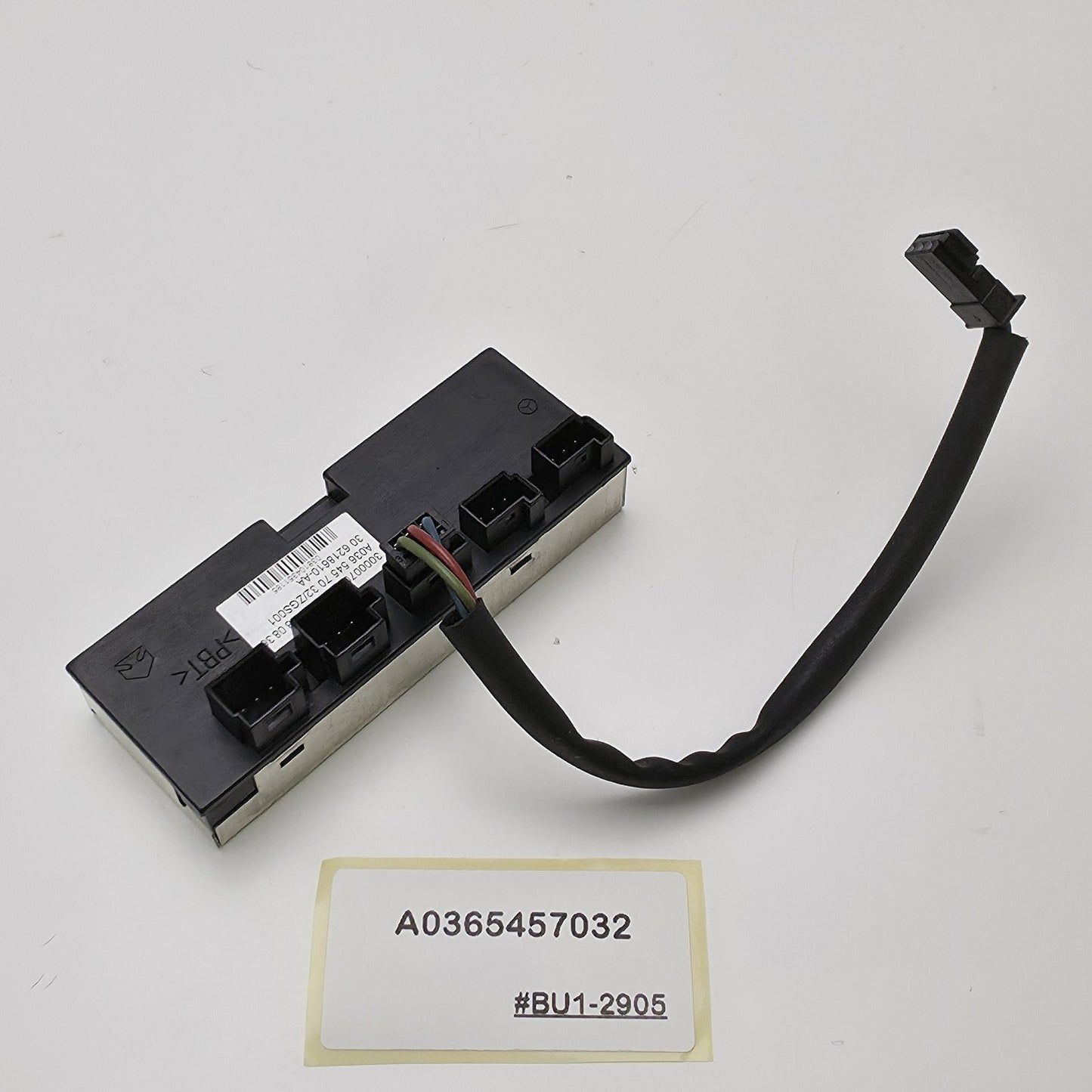 2003-2009 Mercedes-Benz W211 E-Class Steering Wheel Control Unit A0365457032
