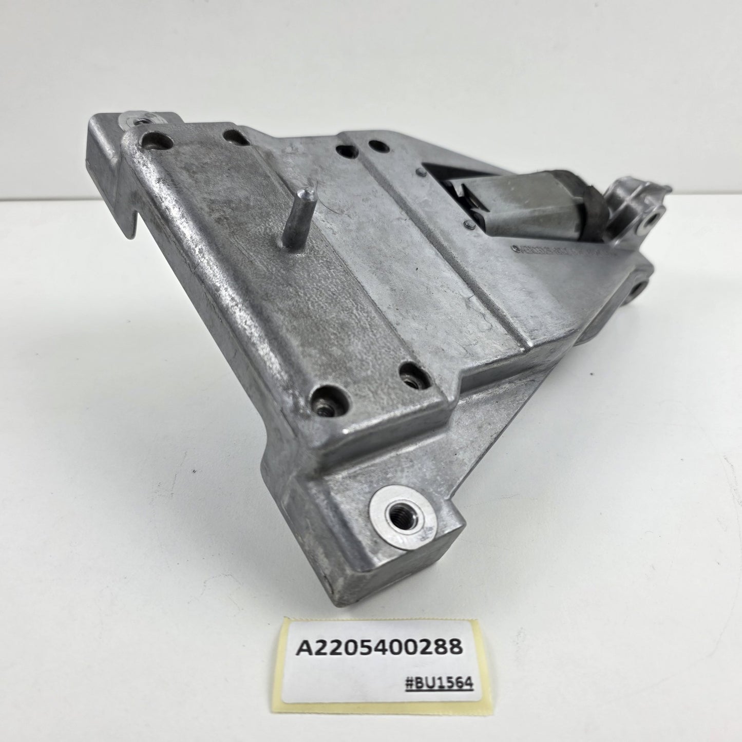 2001-2007 Mercedes-Benz W203 Steering Column Height Adjustment Motor A2205400288