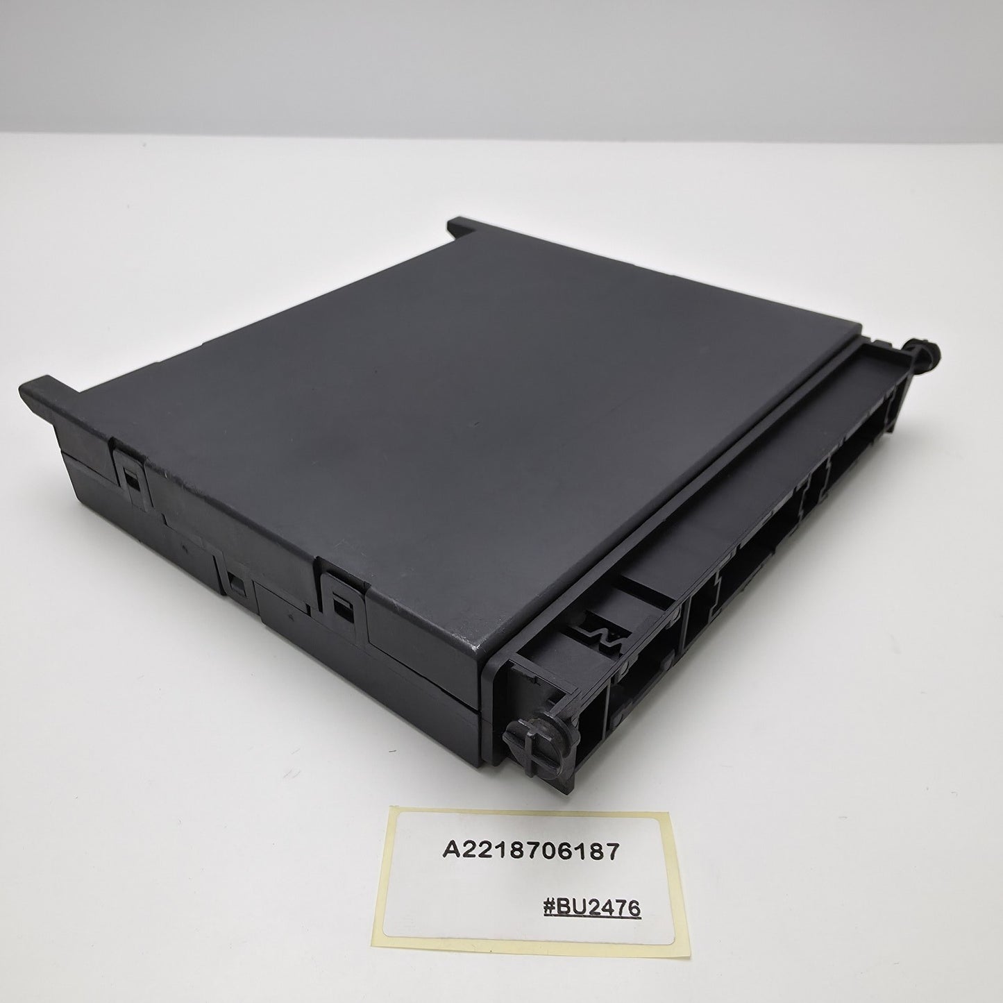 2005-2014 Mercedes-Benz S-class W221 Rear Seat Control Module A2218706187