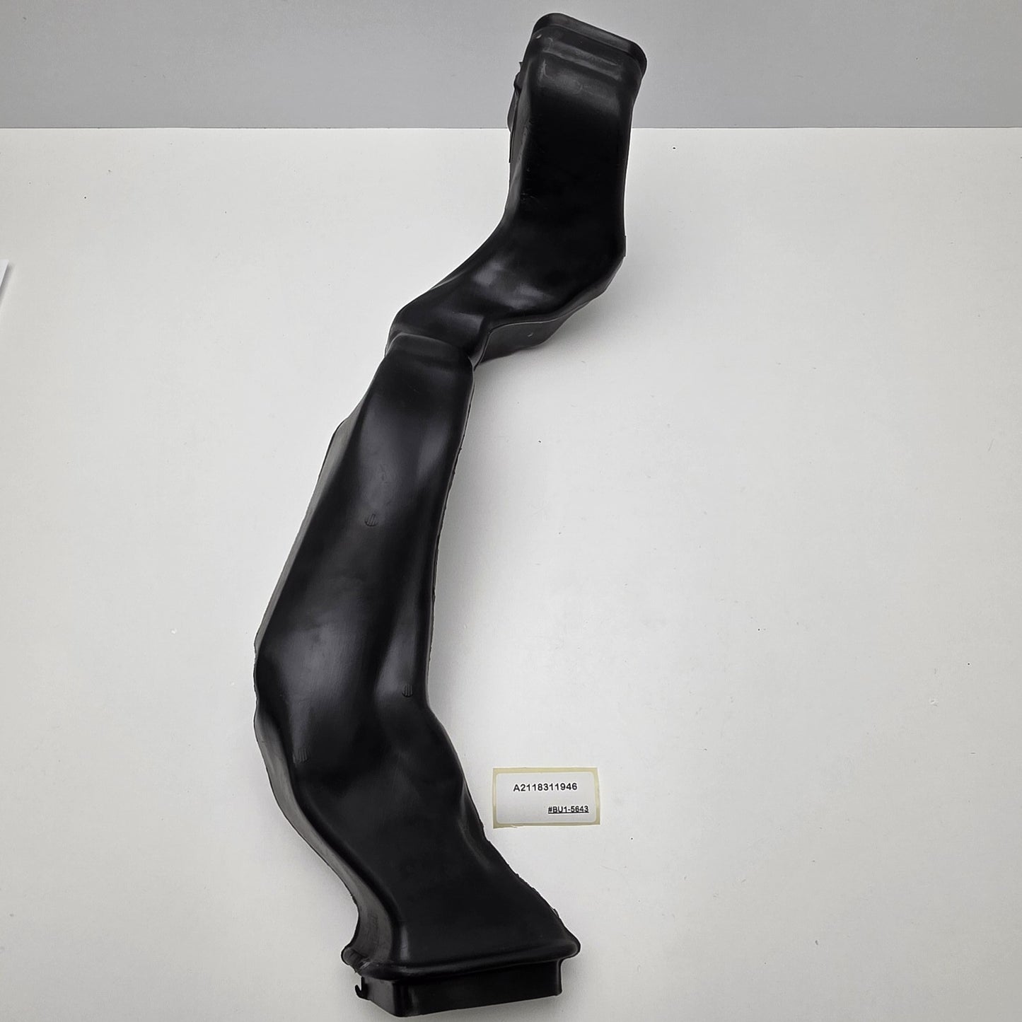 2003-2006 Mercedes-Benz E55 Air Duct A2118311946