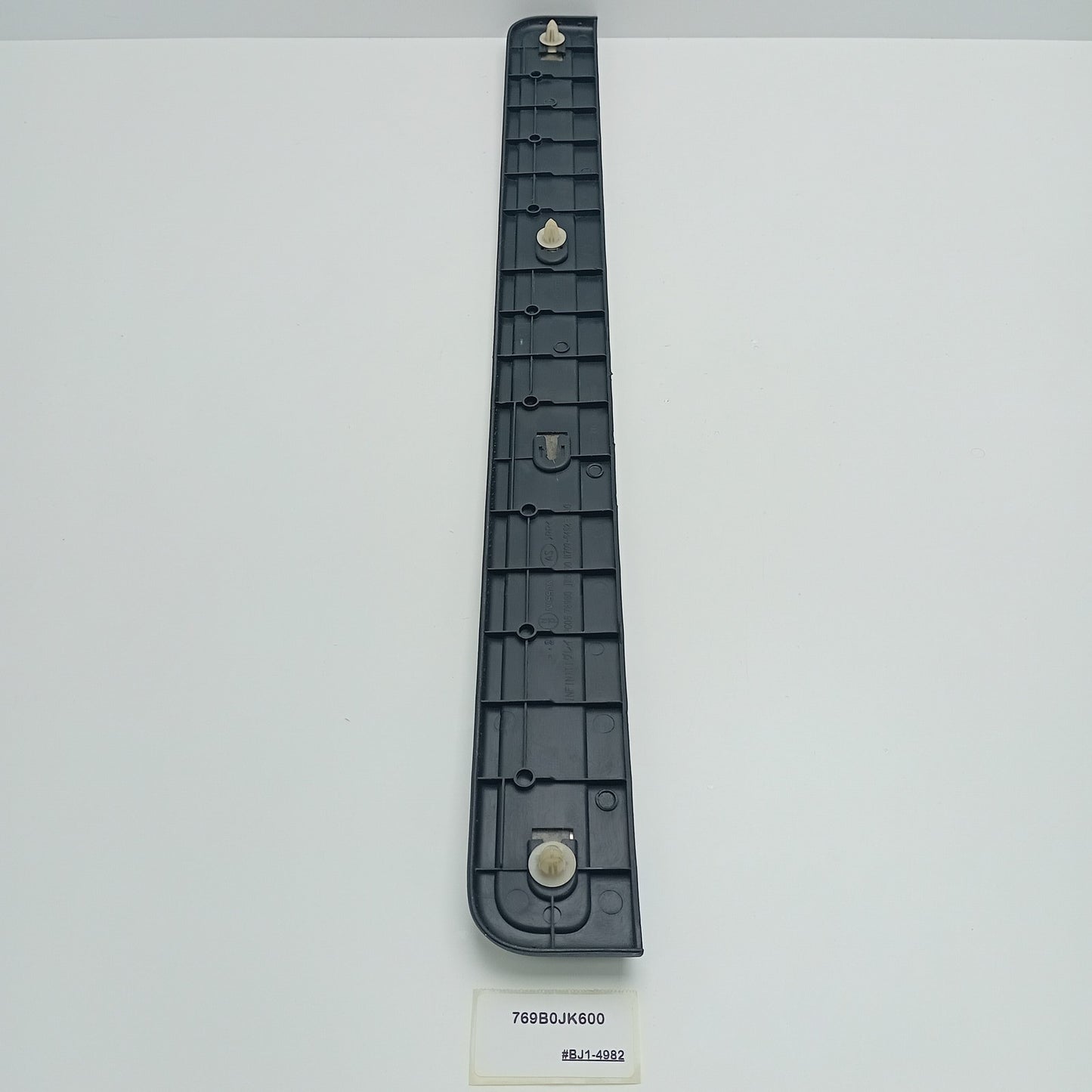 2007-2013 Infiniti G37 Scuff Plate 769B0JK600