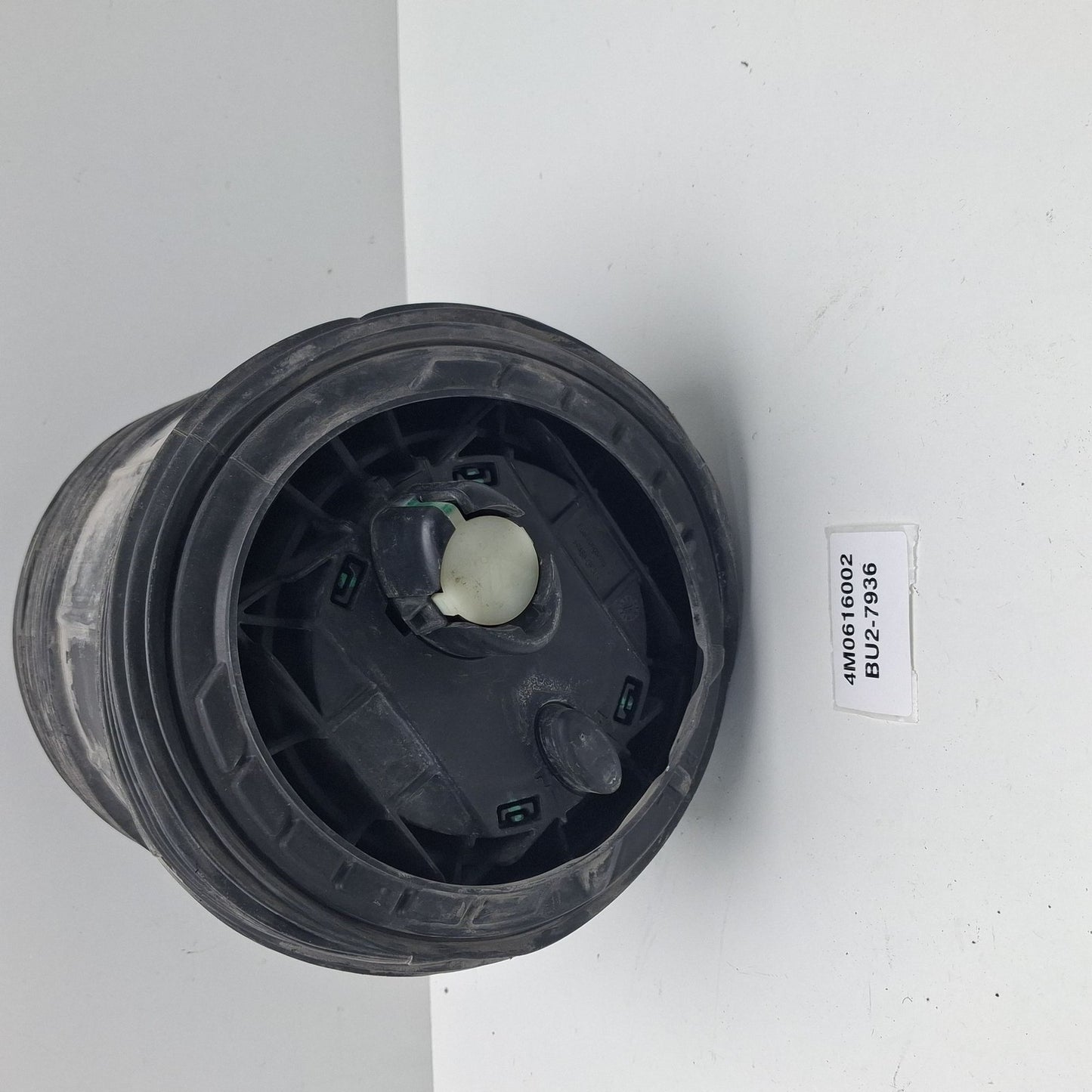 2015-2024 Audi Q7 Air Spring 4M0616002
