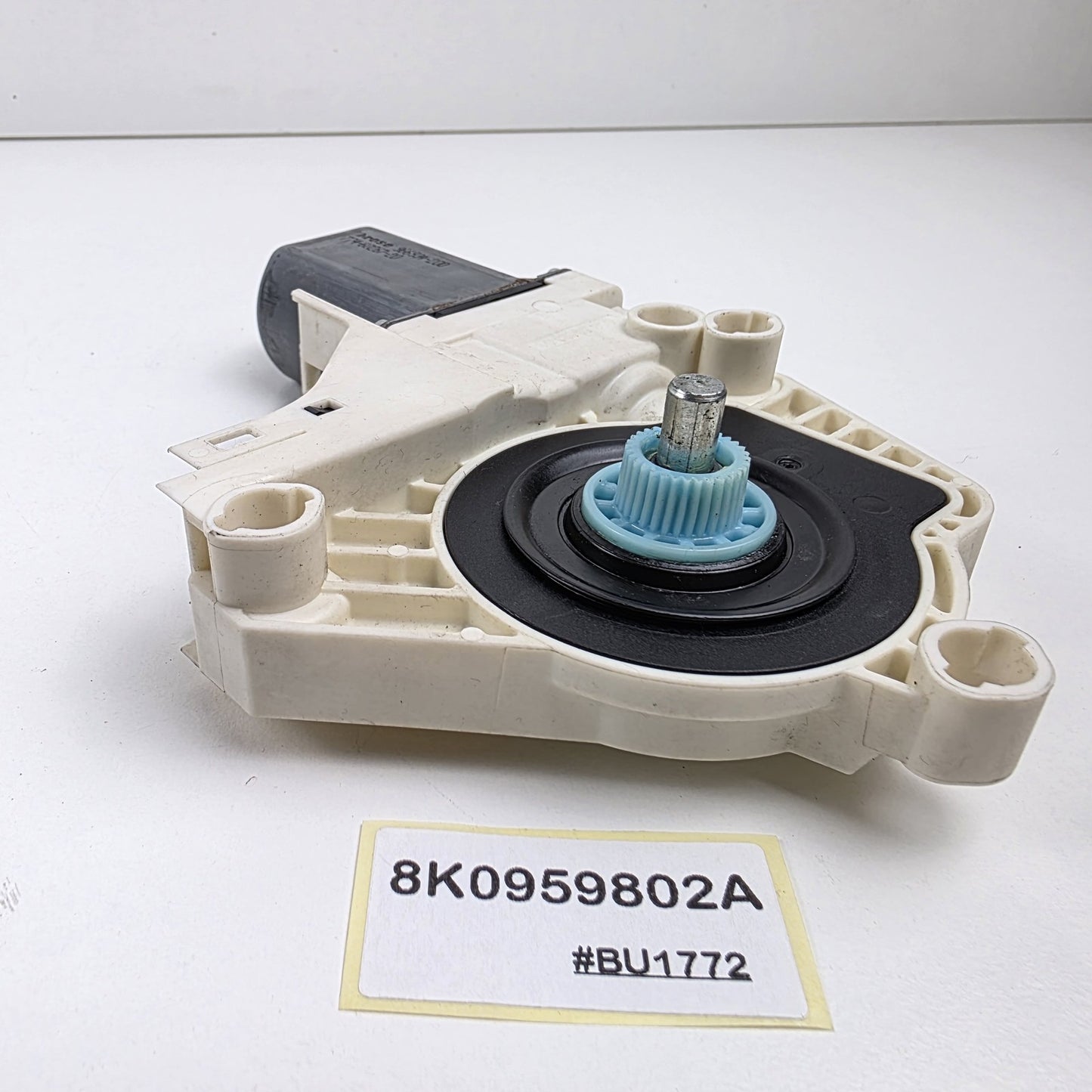 2009-2015 Audi A4 Door Window Regulator Motor Front Right 8K0959802A