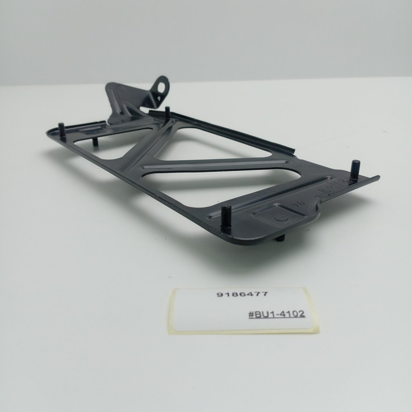 2001-2005 Volvo S70 Amplifier Bracket With Cooling Fan 9186477