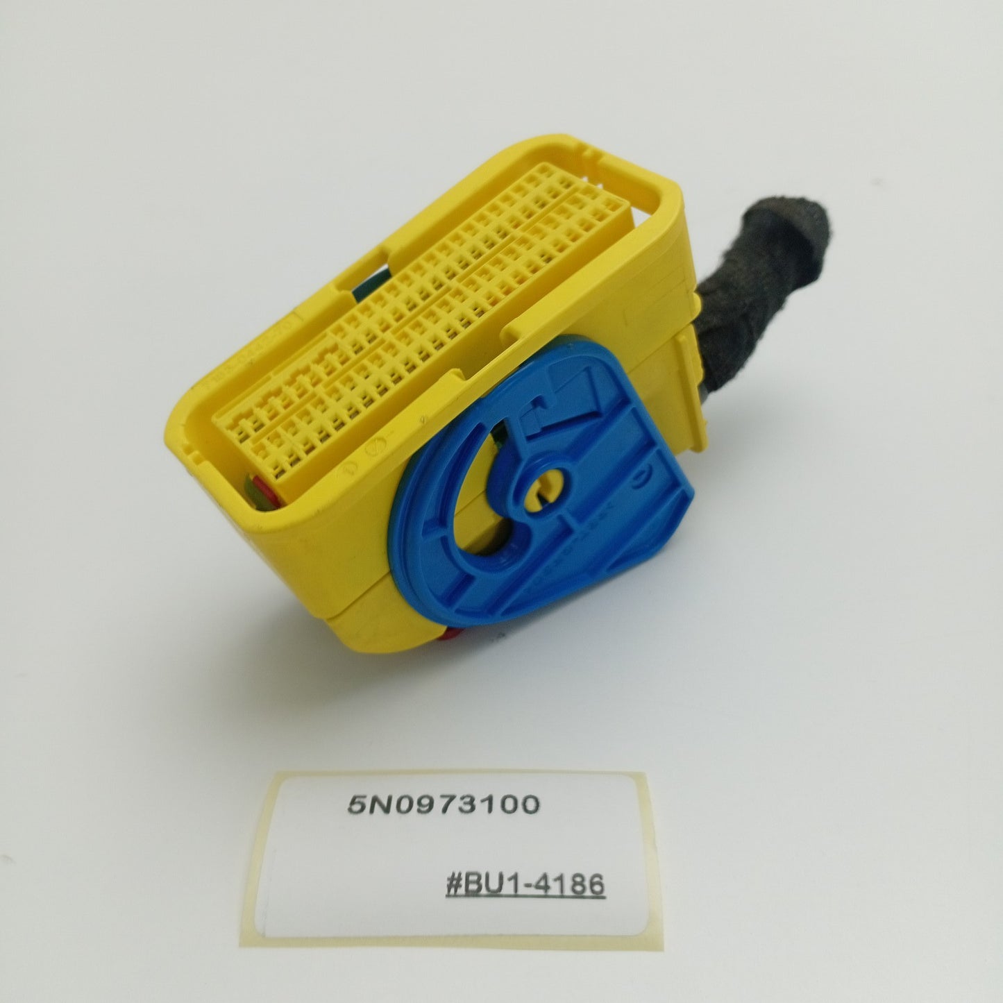2008-2018 Volkswagen Tiguan Connector Plug Computer Wire Socket 5N0973100
