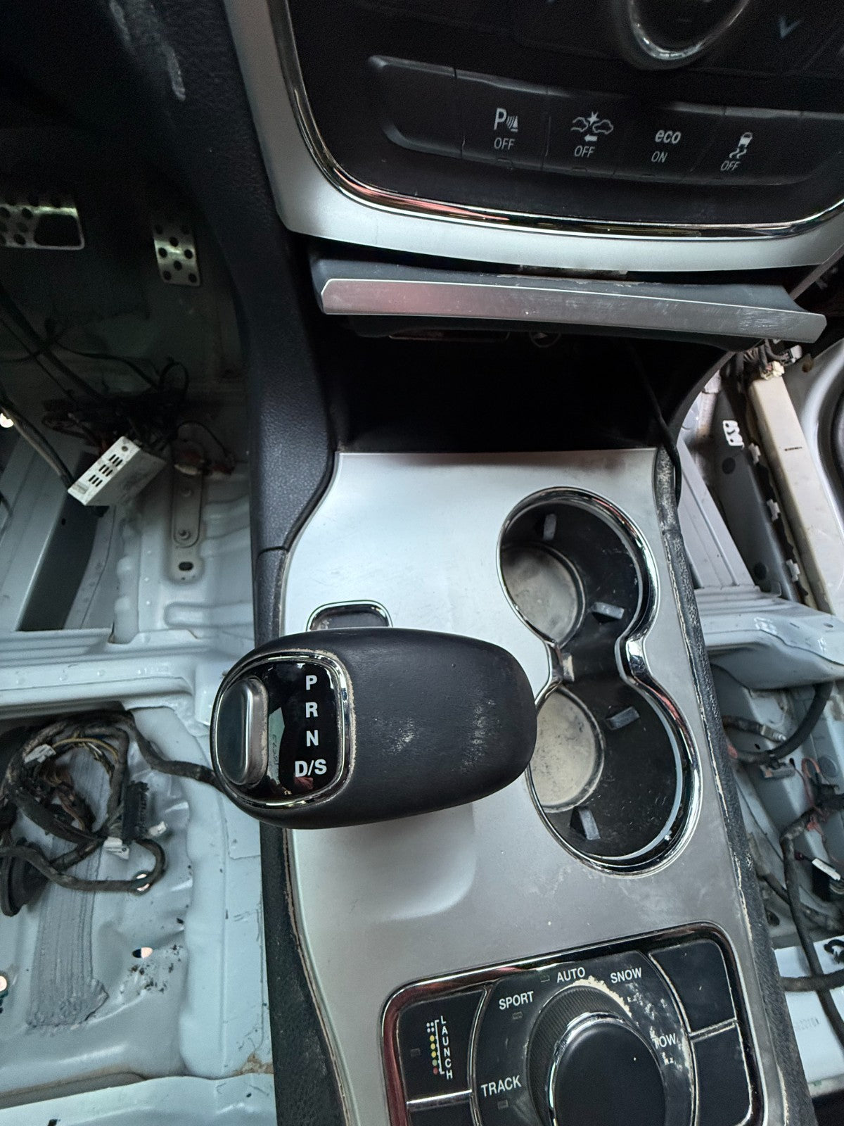 2015 Jeep Grand Cherokee Gear Shift Knob Used OEM 1YY68LC5AB