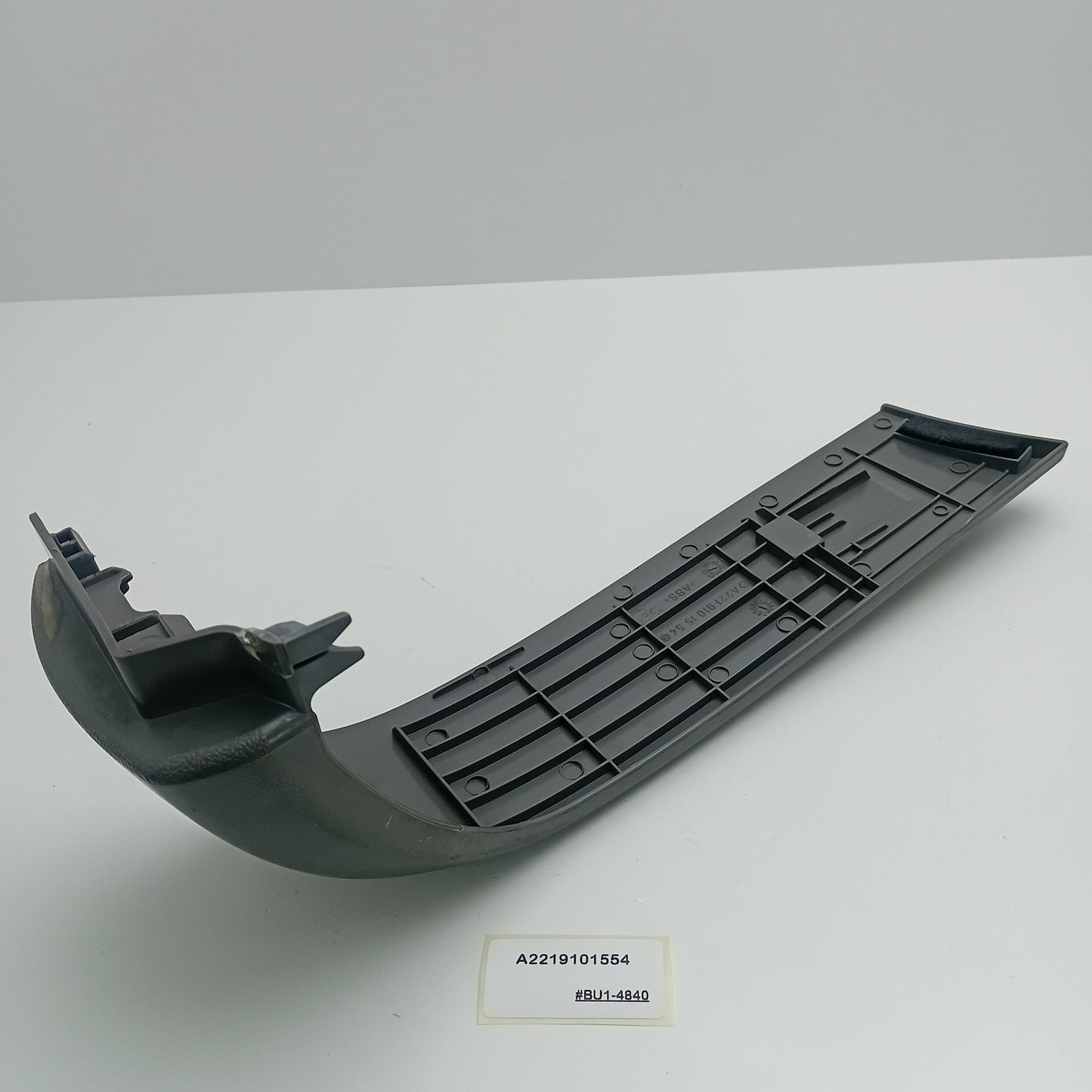 2007-2013 Mercedes-Benz W221 Front Left Seat Trim A2219101554