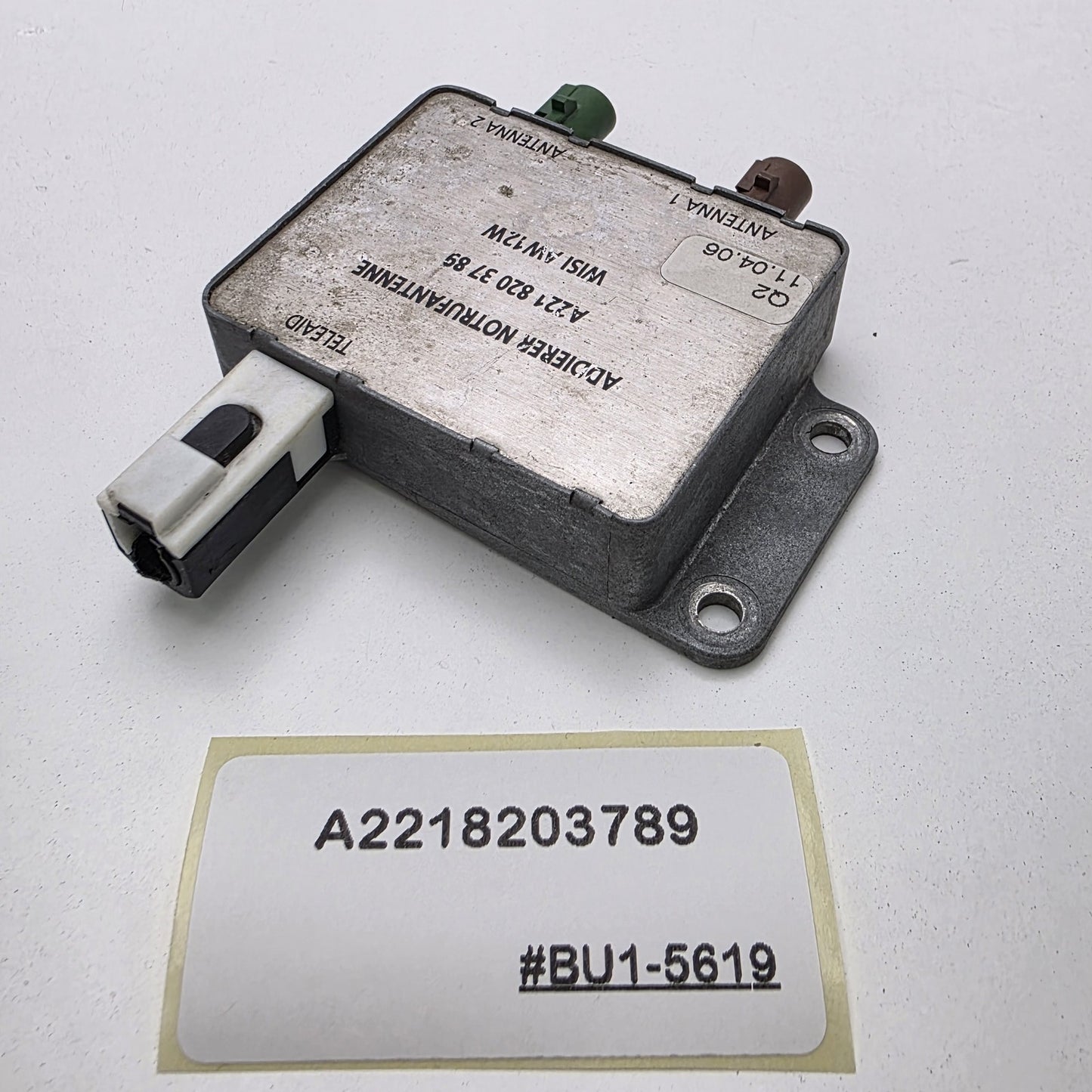 2007-2014 Mercedes-Benz S Antenna Amplifier Module A2218203789