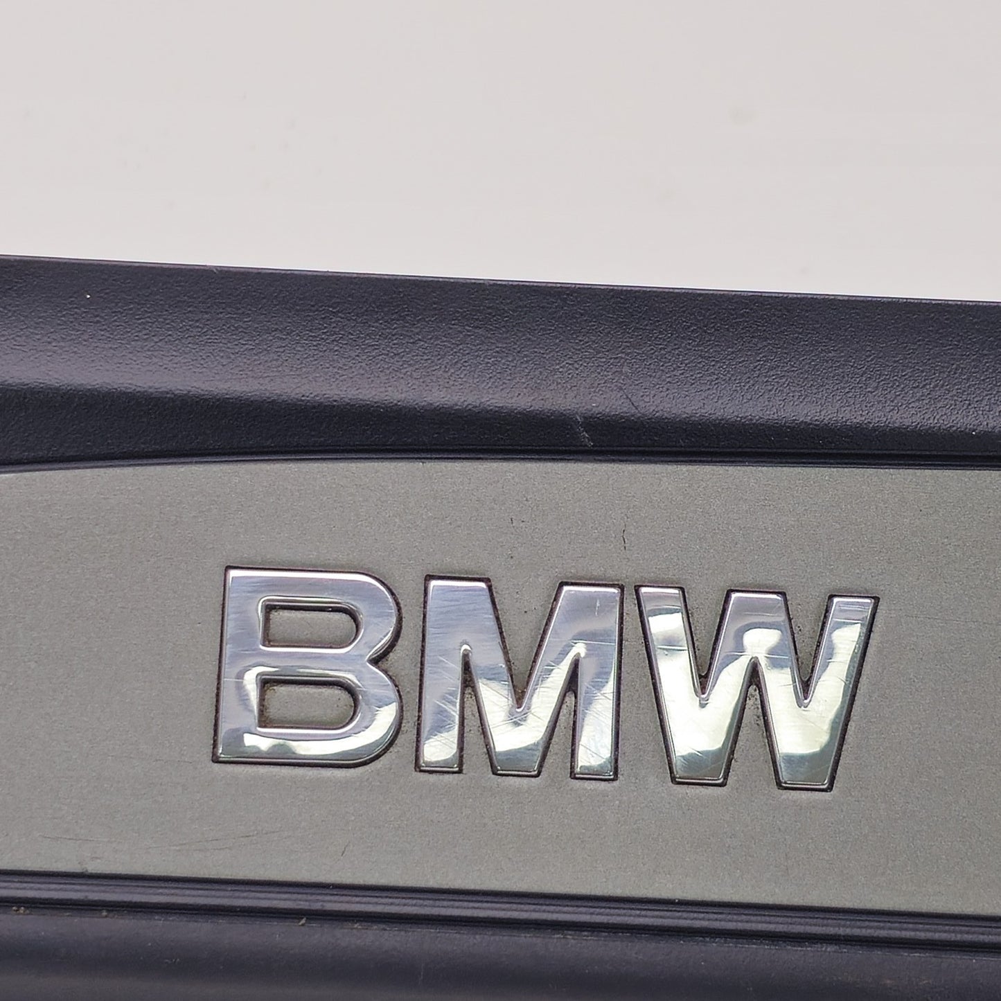 2004-2010 BMW 5 Series Rear Door Left Sill Scuff Plate 7034306