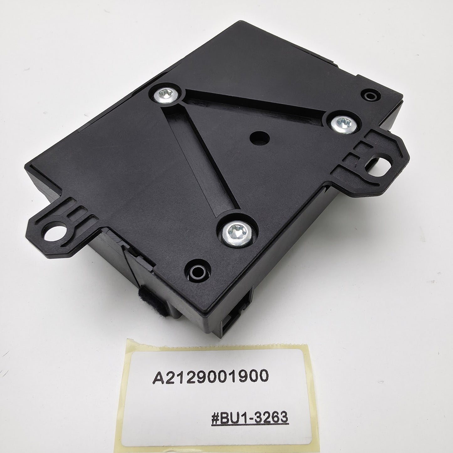 2010-2014 Mercedes-Benz E-Class Fuel Pump Control Unit A2129001900