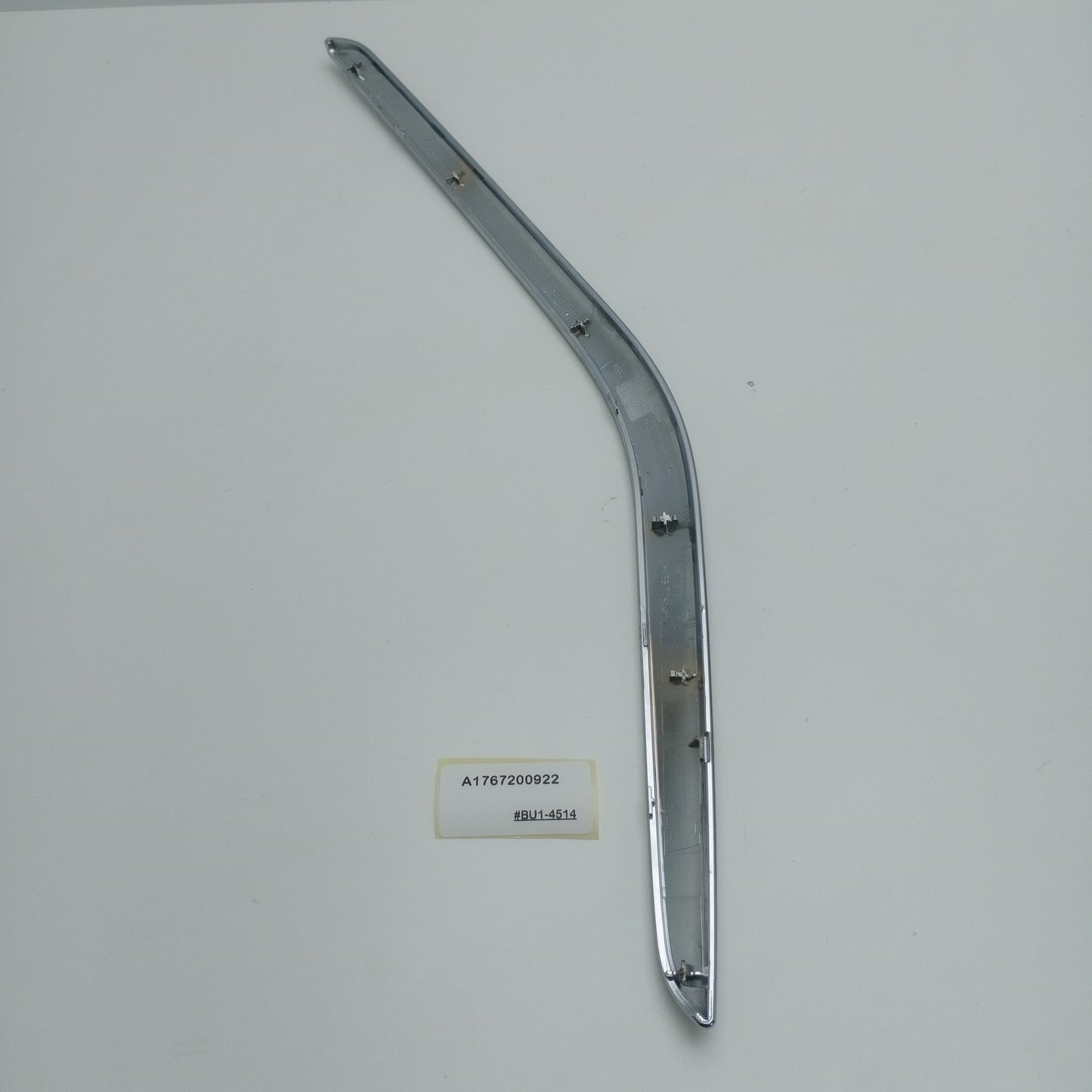 2018 Mercedes-Benz GLA Front Left Door Trim Moulding Chrome A1767200922
