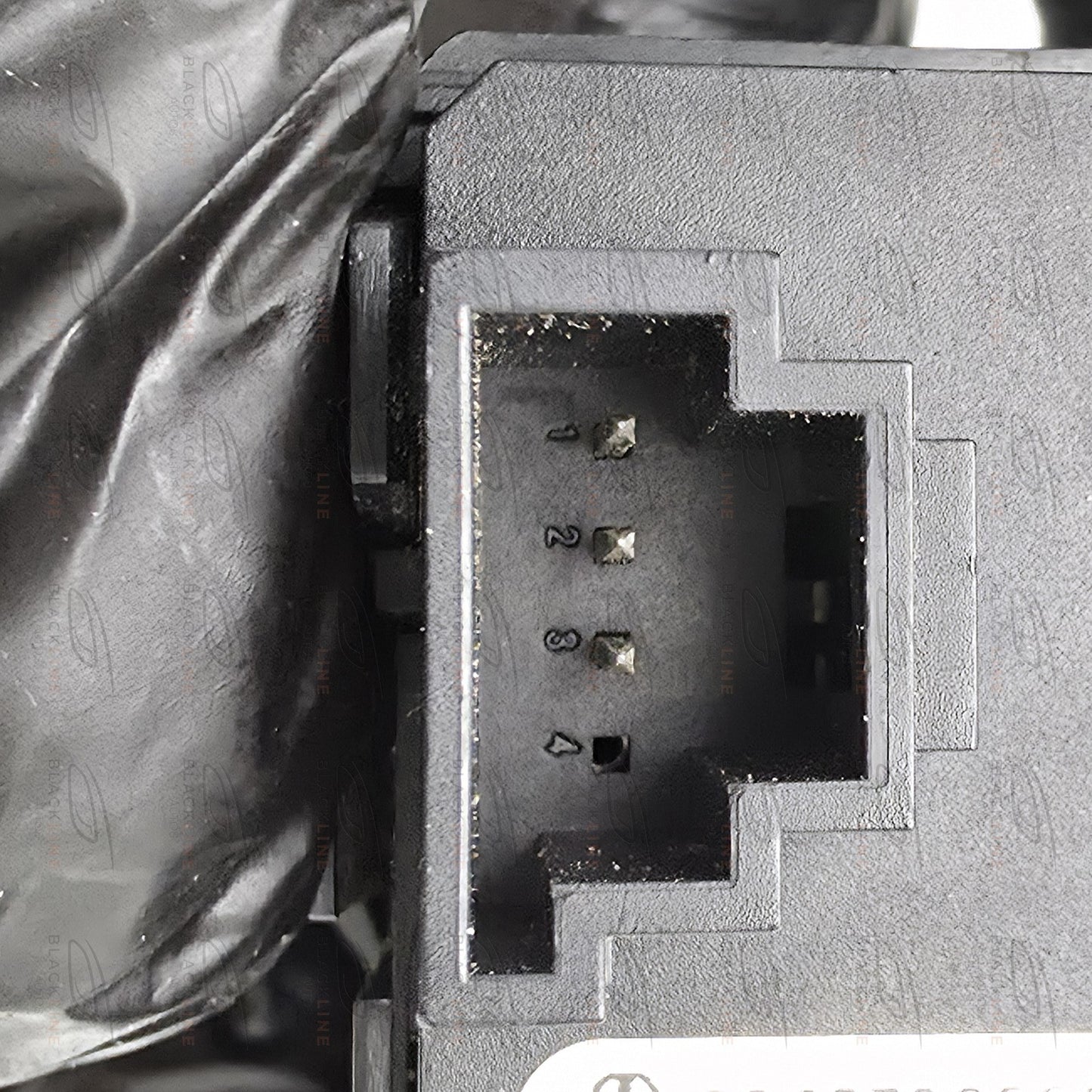 2008-2015 Mercedes-Benz GLK X204 Hazard Light Switch 2048706558