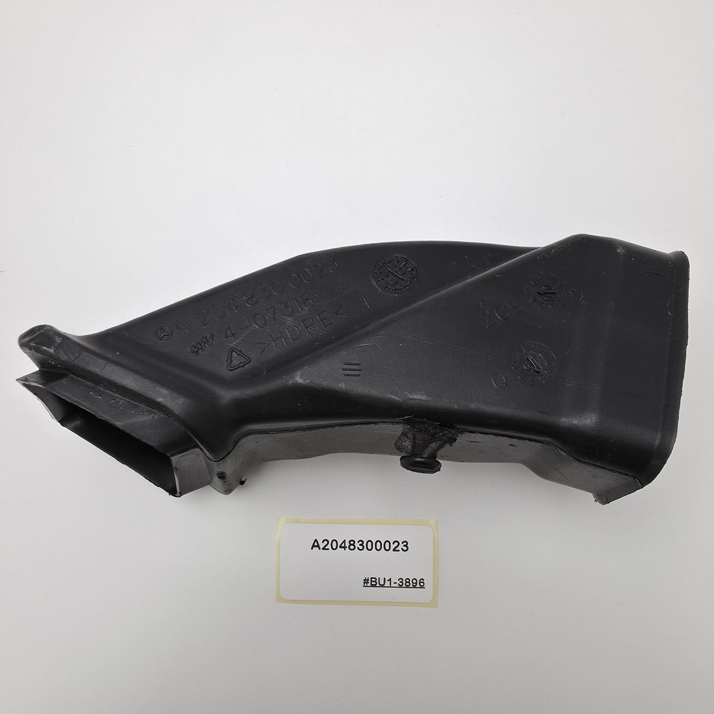2006-2017 Mercedes-Benz E-Class Air Duct A2048300023