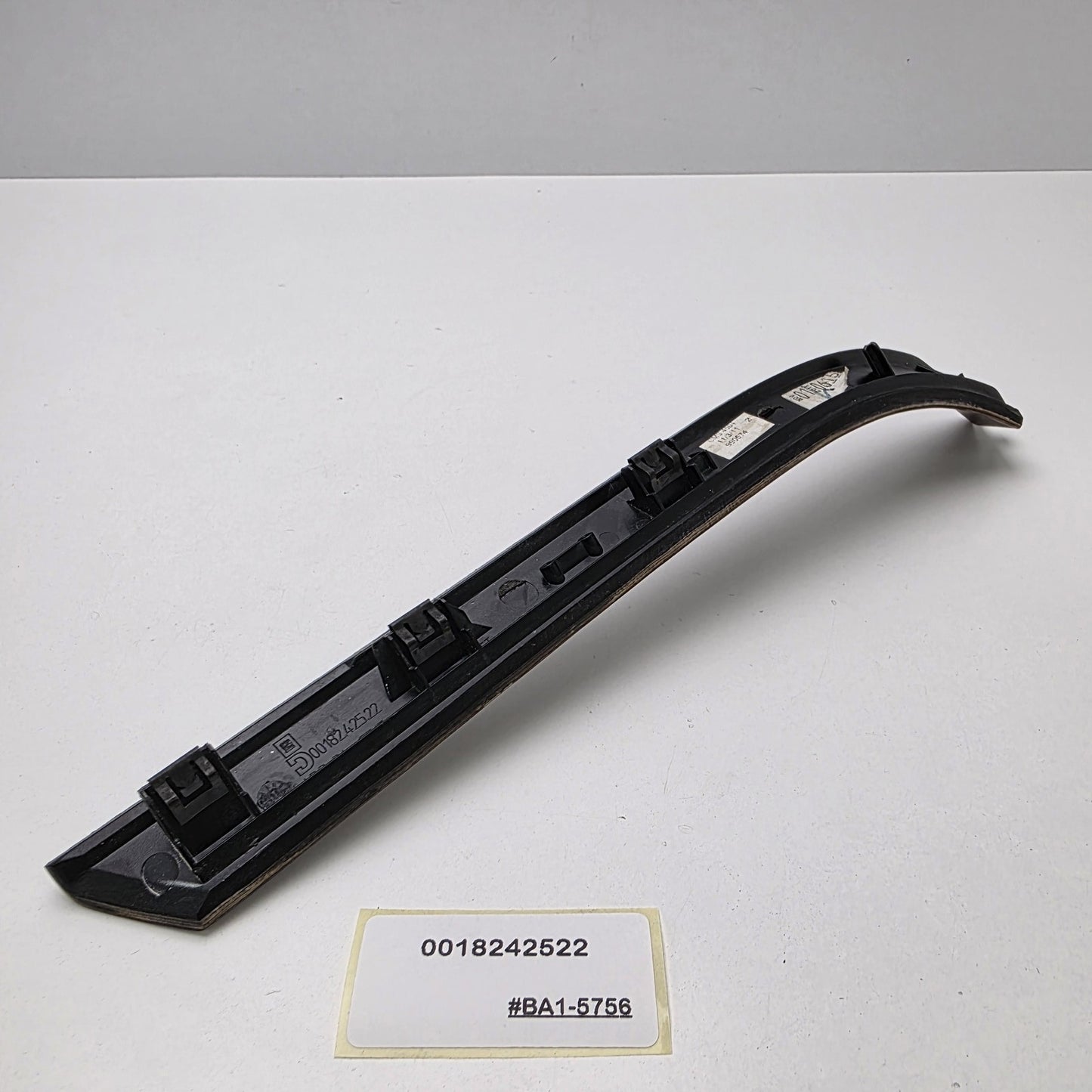 2008-2014 Cadillac CTS Center Console Right Trim Bezel Molding 0018242522