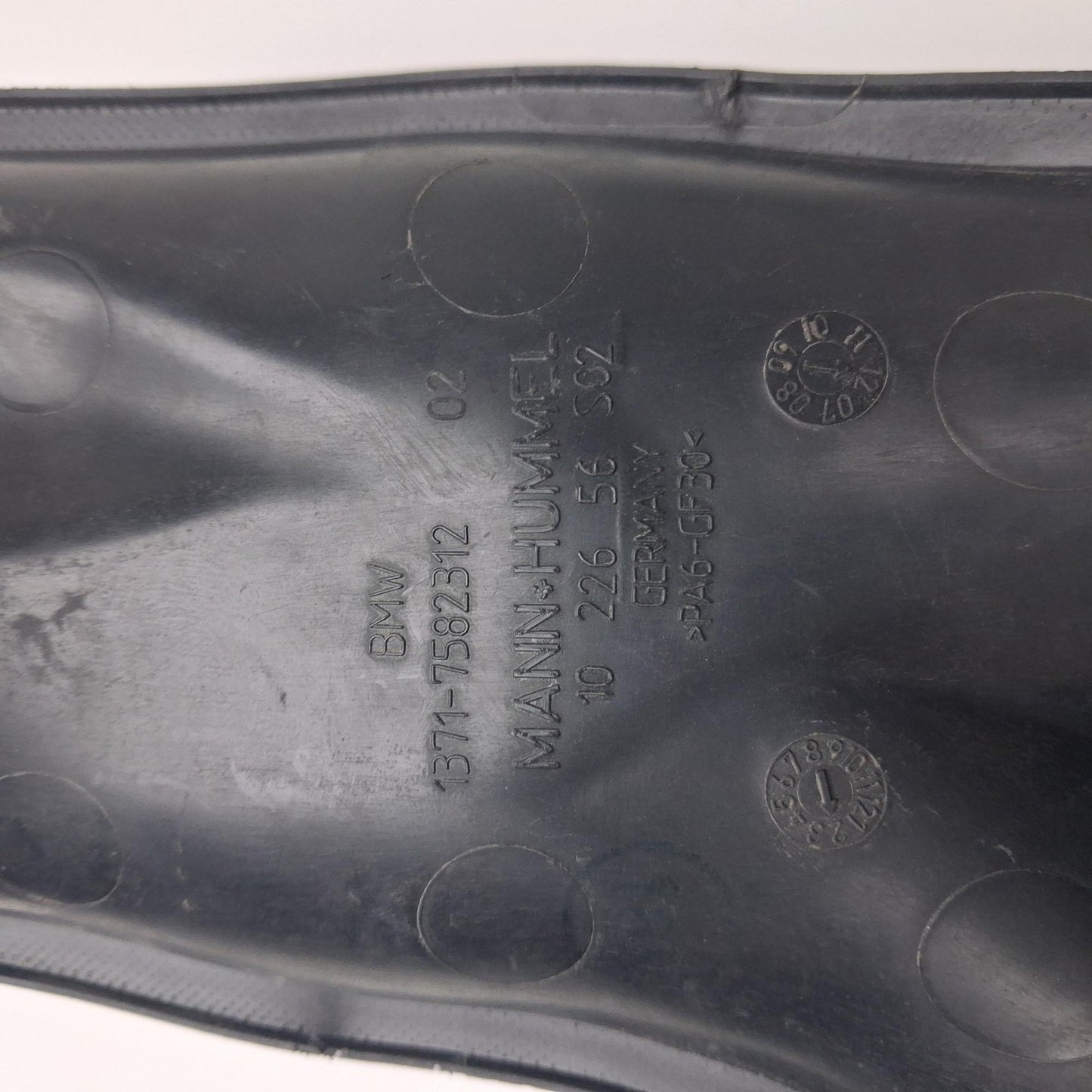 2007-2012 BMW X6 Filtered Air Pipe 13717582312