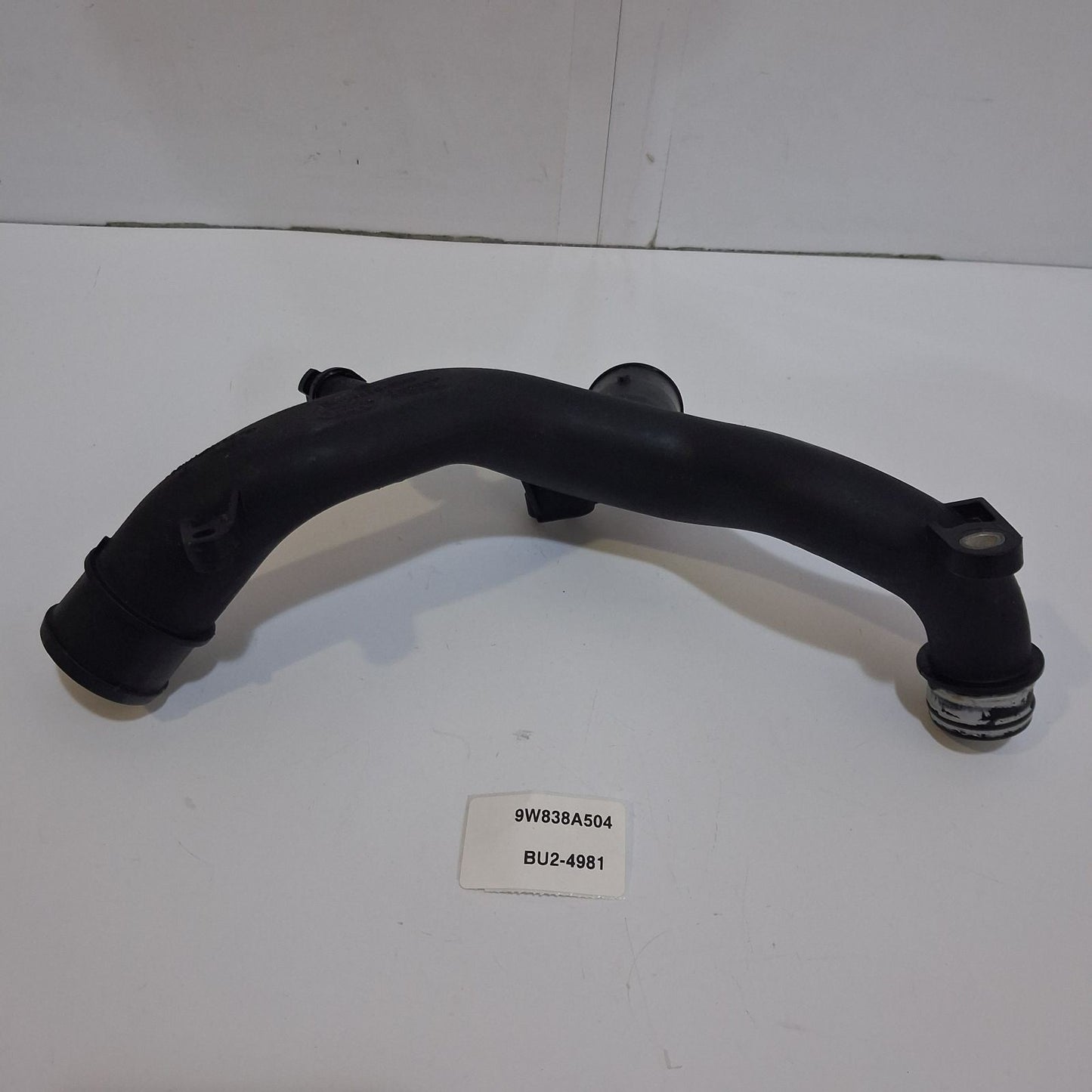 2014-2020 Land Rover Discovery Thermostat Housing Water Pipe Assembly 9W838A504