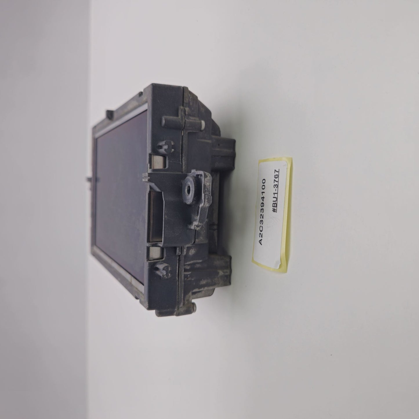 2010-2013 Mercedes-Benz E Class Information Display Screen A2C32394100