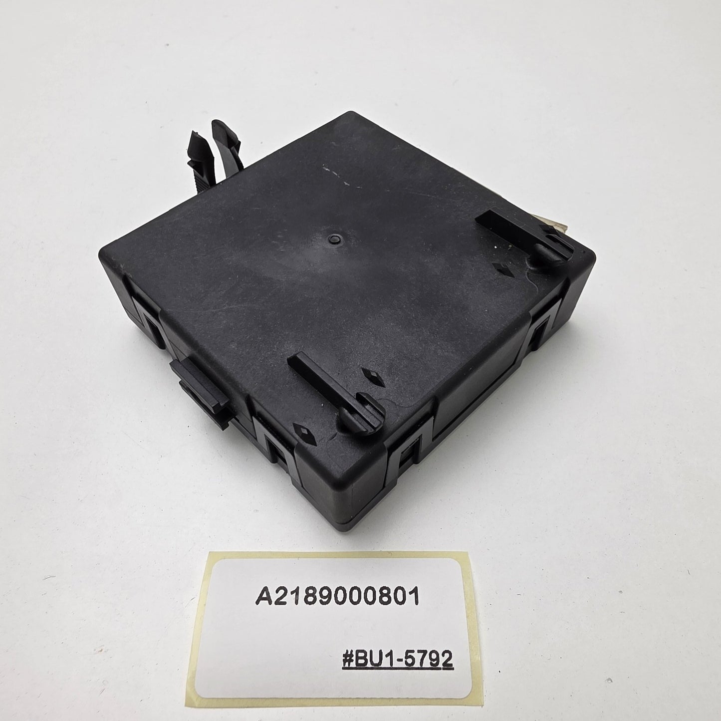 2011-2017 Mercedes-Benz CLS W218 Front Left Door Control Unit A2189000801