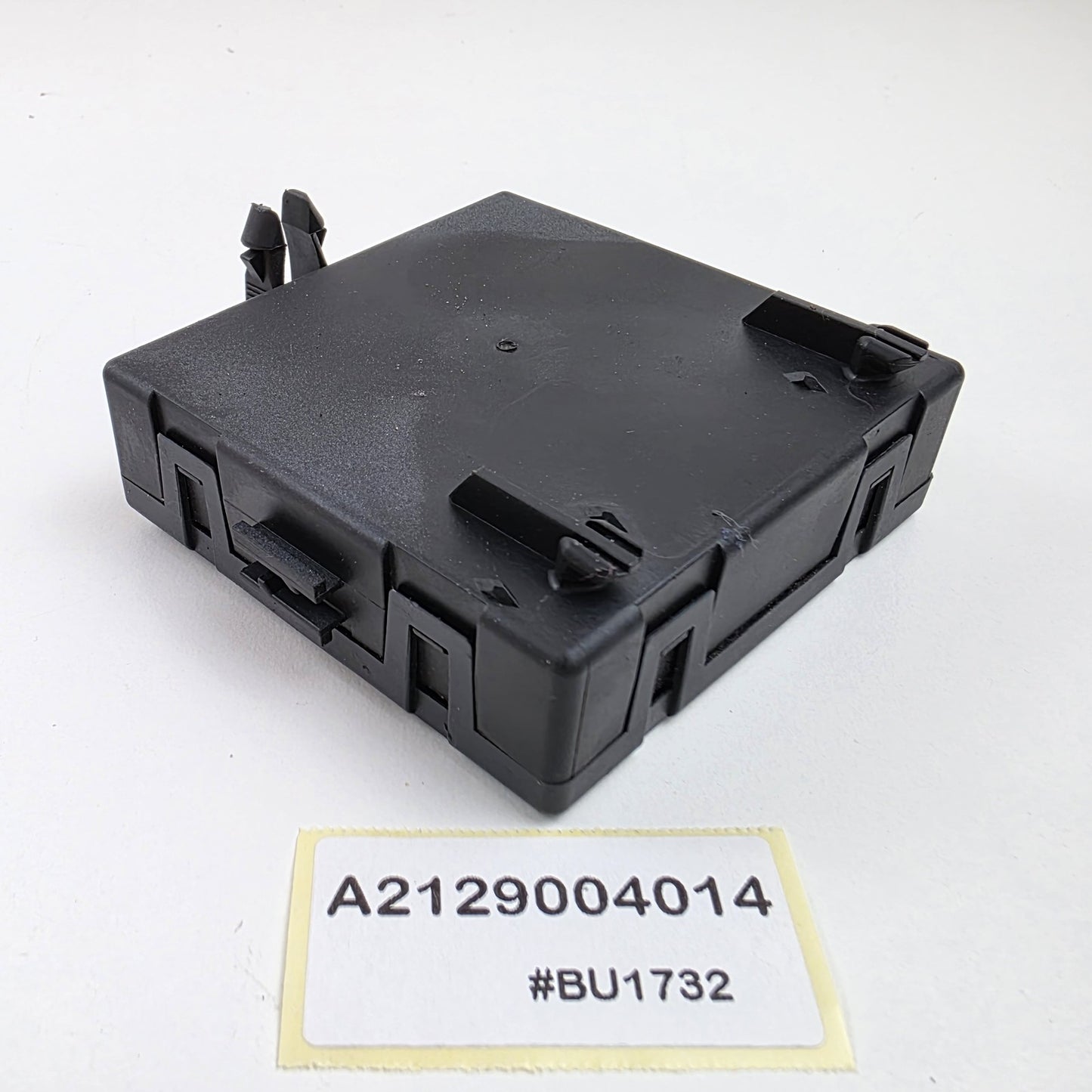 2009-2013 Mercedes-Benz CLS C218/W218 Door Control Unit Front Left A2129004014