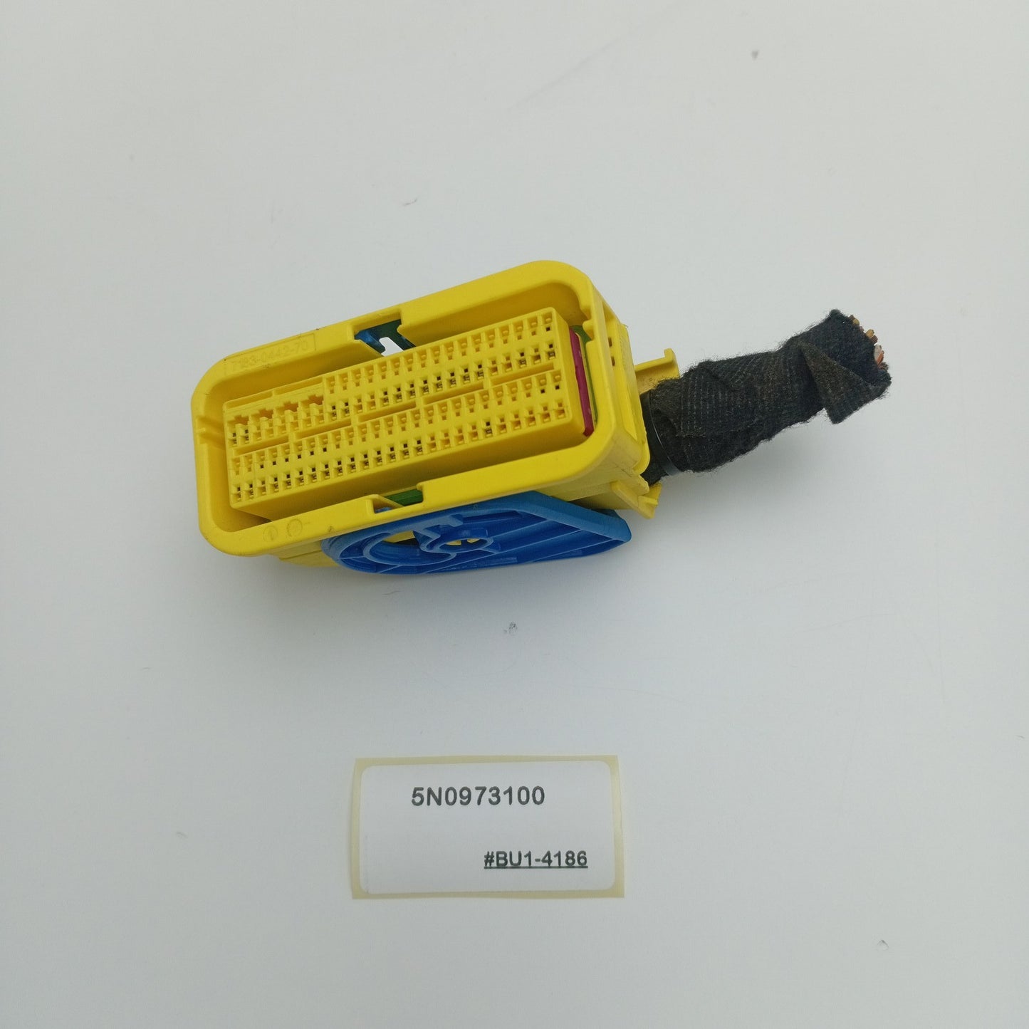 2008-2017 Volkswagen CC Connector Plug Unit Computer Wire Socket 5N0973100