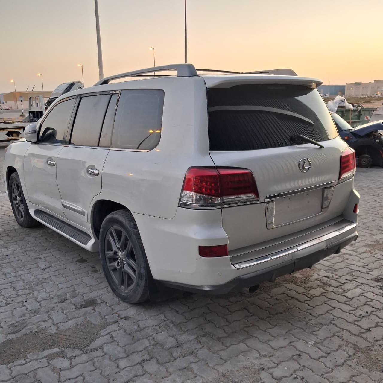 2014 Lexus LX570 A/C Refrigerant Suction Hose 887126A440