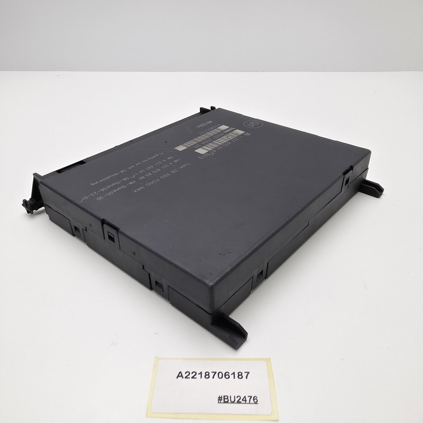 2005-2014 Mercedes-Benz S-class W221 Rear Seat Control Module A2218706187