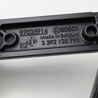 2011-2018 Porsche Cayenne Front Right Wiper Arm 7P0955410B